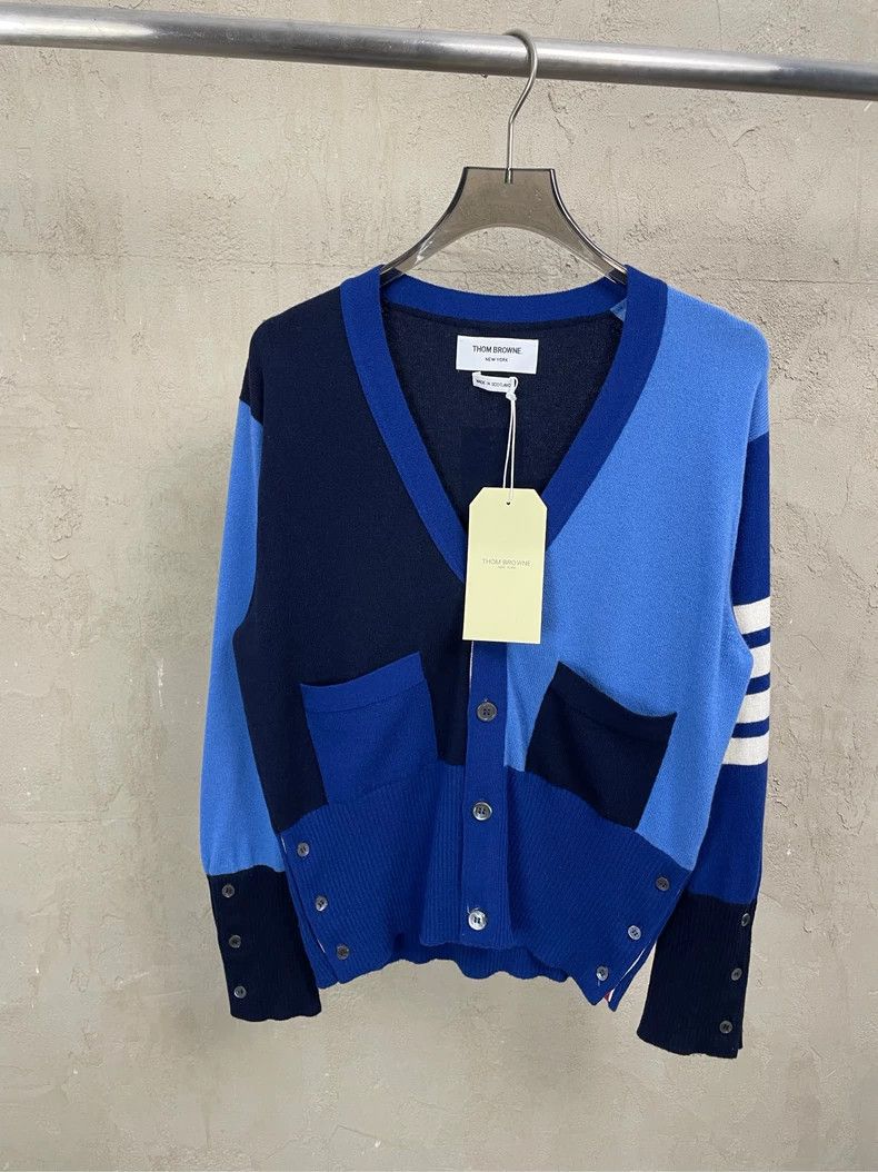Thom Browne Thom browne Blue Tibetan blue color block four-striped cash Size US M / EU 48-50 / 2 - 1 Thumbnail