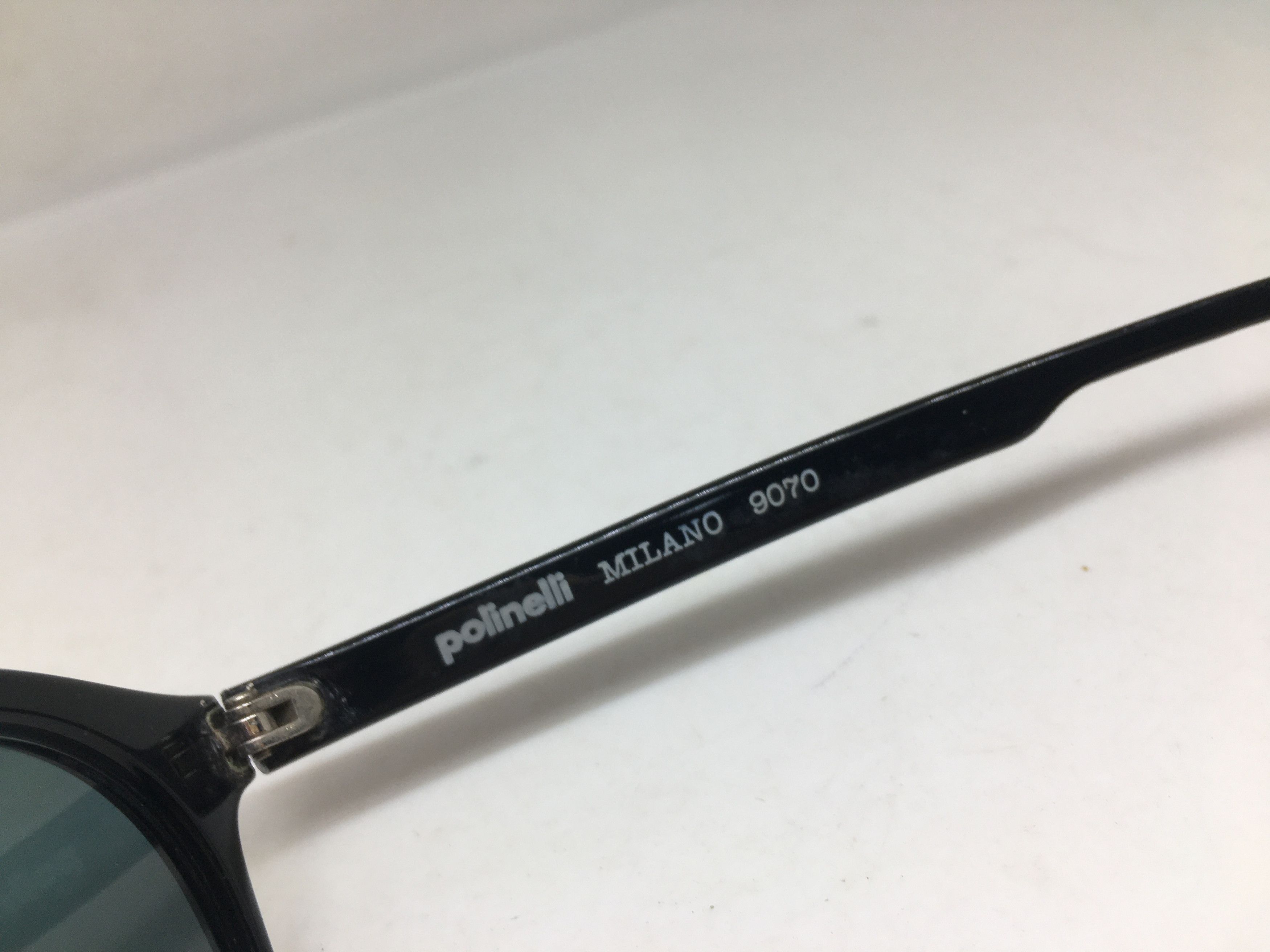 Vintage Polinelli Milano Black Keyhole Sunglasses ARISTOCRAT Size ONE SIZE - 4 Thumbnail