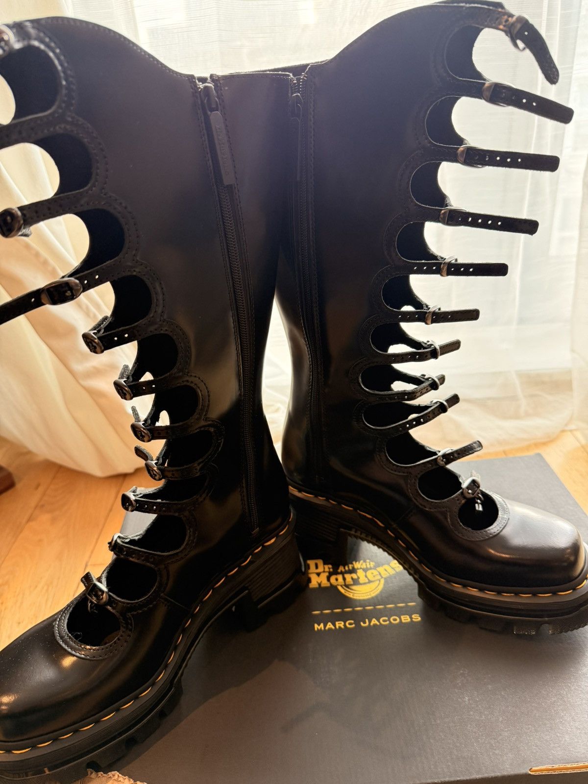 Dr. Martens × Marc Jacobs Dr Martens x Marc Jacobs Kiki Boot Size US 9 / IT 39 - 7 Thumbnail