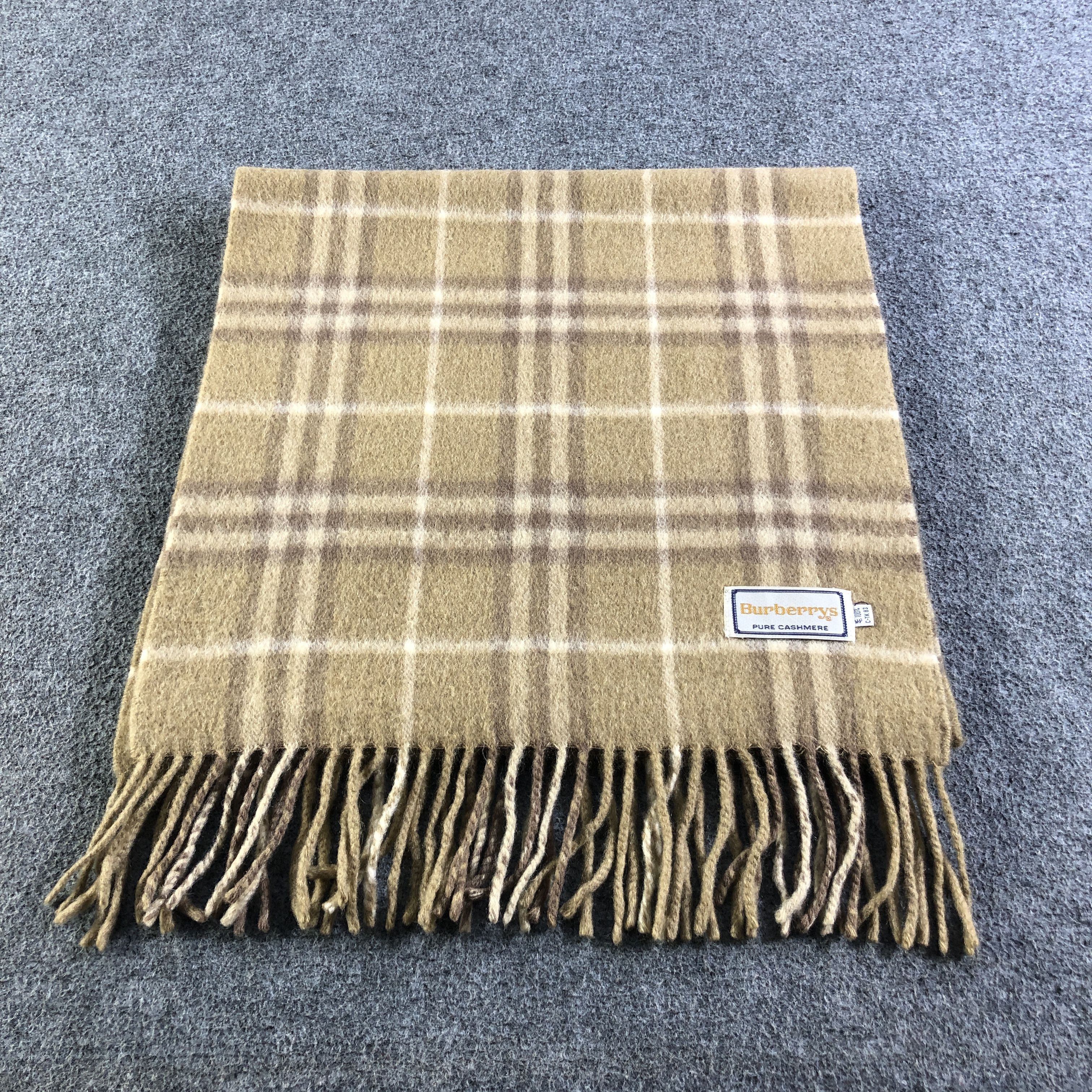 Burberry Burberry Cashmere Tartan Scarf Muffler V2686 Size ONE SIZE - 2 Thumbnail