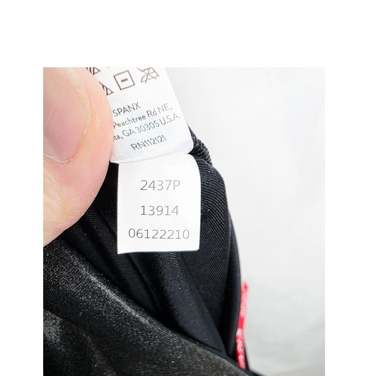 Spanx SPANX Black Faux Leather Ankle Leggings High Rise Size 32" / US 10 / IT 46 - 8 Thumbnail
