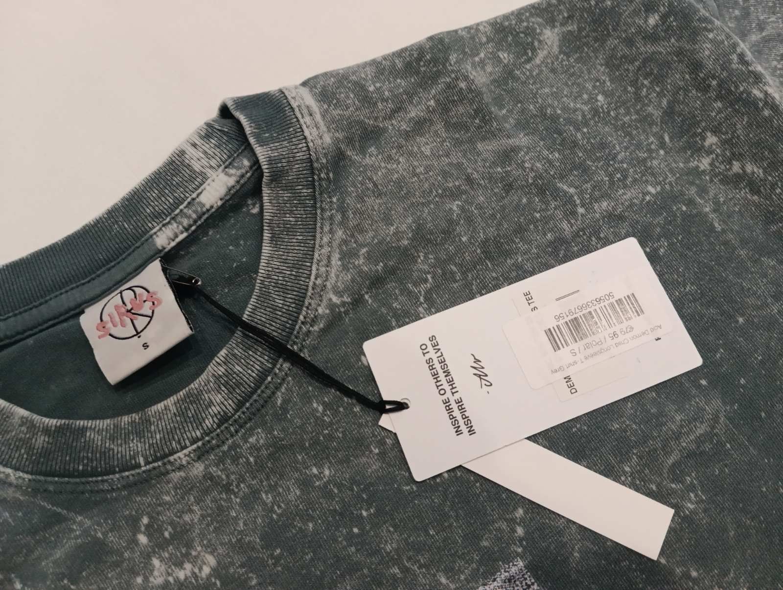 Polar Skate Co. Polar Skate Co. Demon Child Acid LS Grey Long Sleeve size S Size US S / EU 44-46 / 1 - 7 Thumbnail