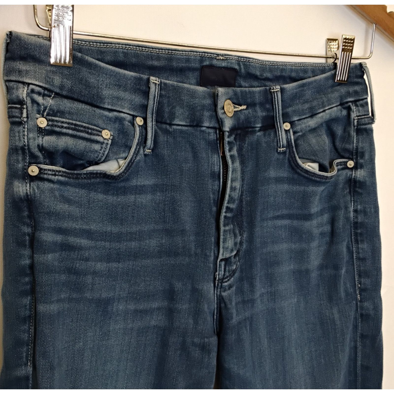 MOTHER Mother The Looker Ankle Fray Jeans Women's 28x26 Medium Wash Size 28" / US 6 / IT 42 - 4 Thumbnail
