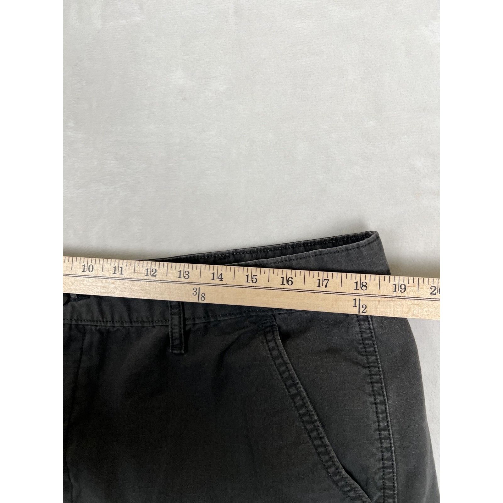Levi's Levi’s Gray Cargo Shorts Size 38 Ripstop Y2K Baggy Size US 38 / EU 54 - 3 Thumbnail