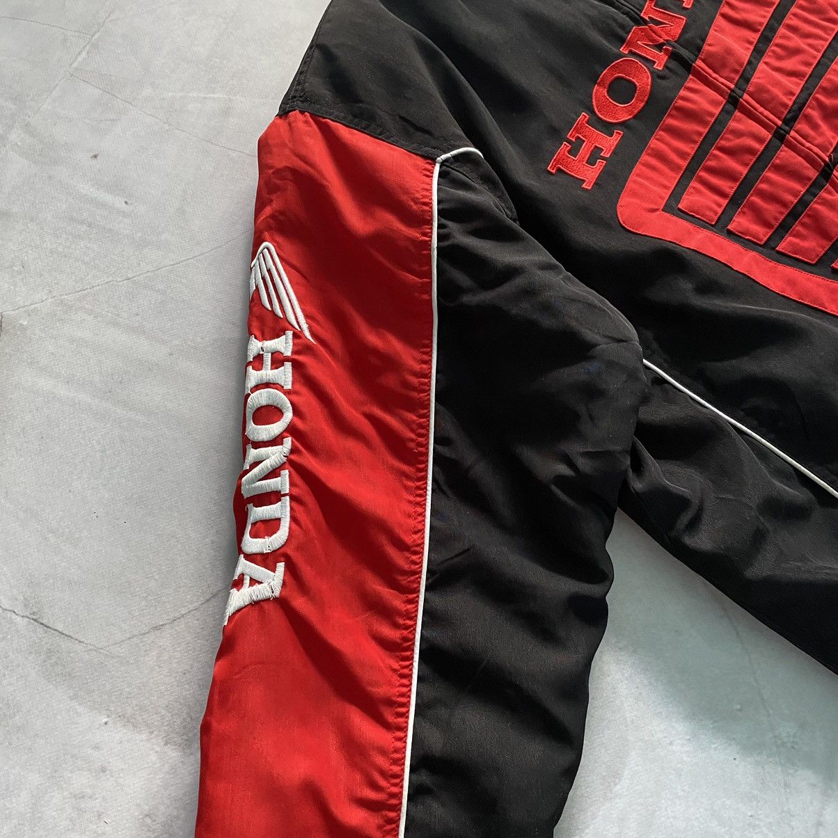 Honda Vintage 90s Honda HRC Racing Ferrari Red Bull Style Jacket Size US XL / EU 56 / 4 - 9 Thumbnail