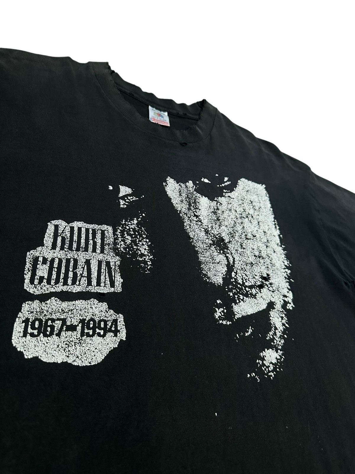 Band Tees Vintage 1994 Kurt Cobain Memorial T Shirt Size US XL / EU 56 / 4 - 3 Thumbnail