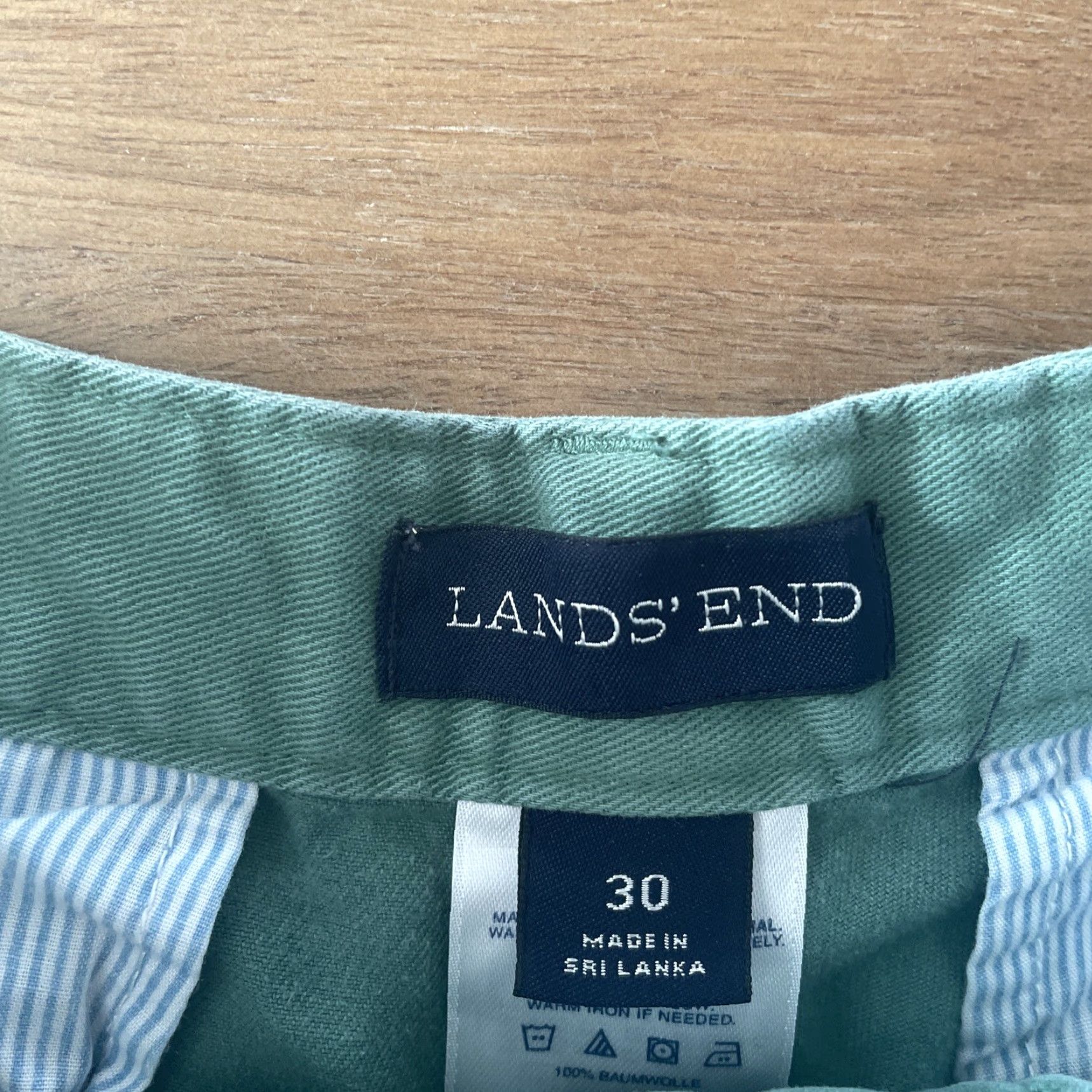 Lands' End Lands' End Cotton Twill Shorts Mens 30 Green Pleated Bermuda Casual Travel Workwear Chino Size US 30 / EU 46 - 3 Thumbnail
