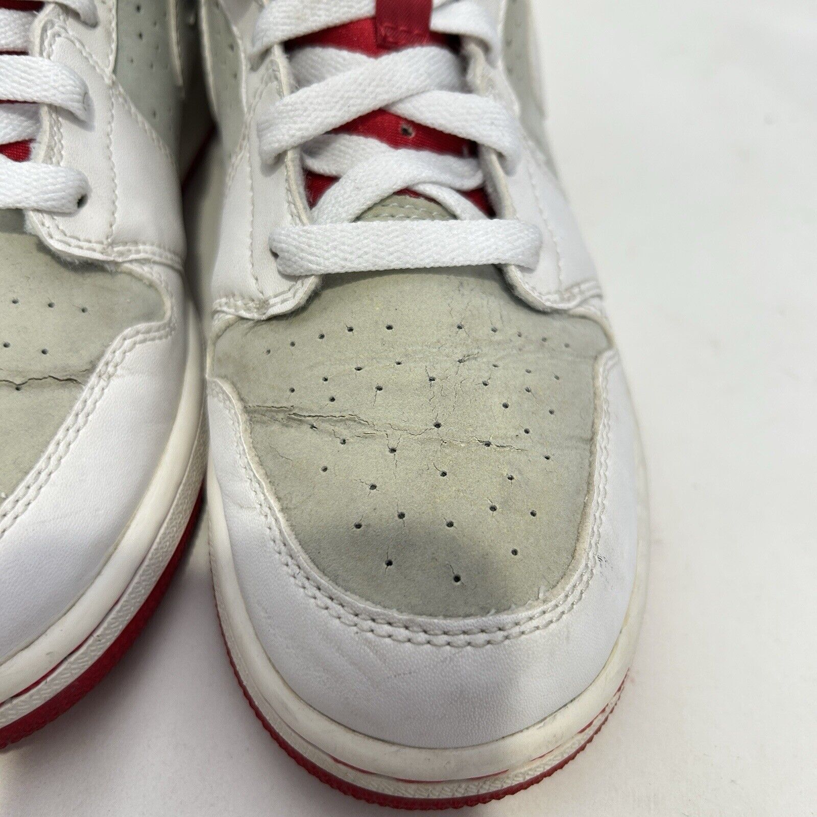 Nike Nike Air Jordan 1 Retro Mid GS “Hare” 2009 Size US 8.5 / IT 38.5 - 8 Thumbnail