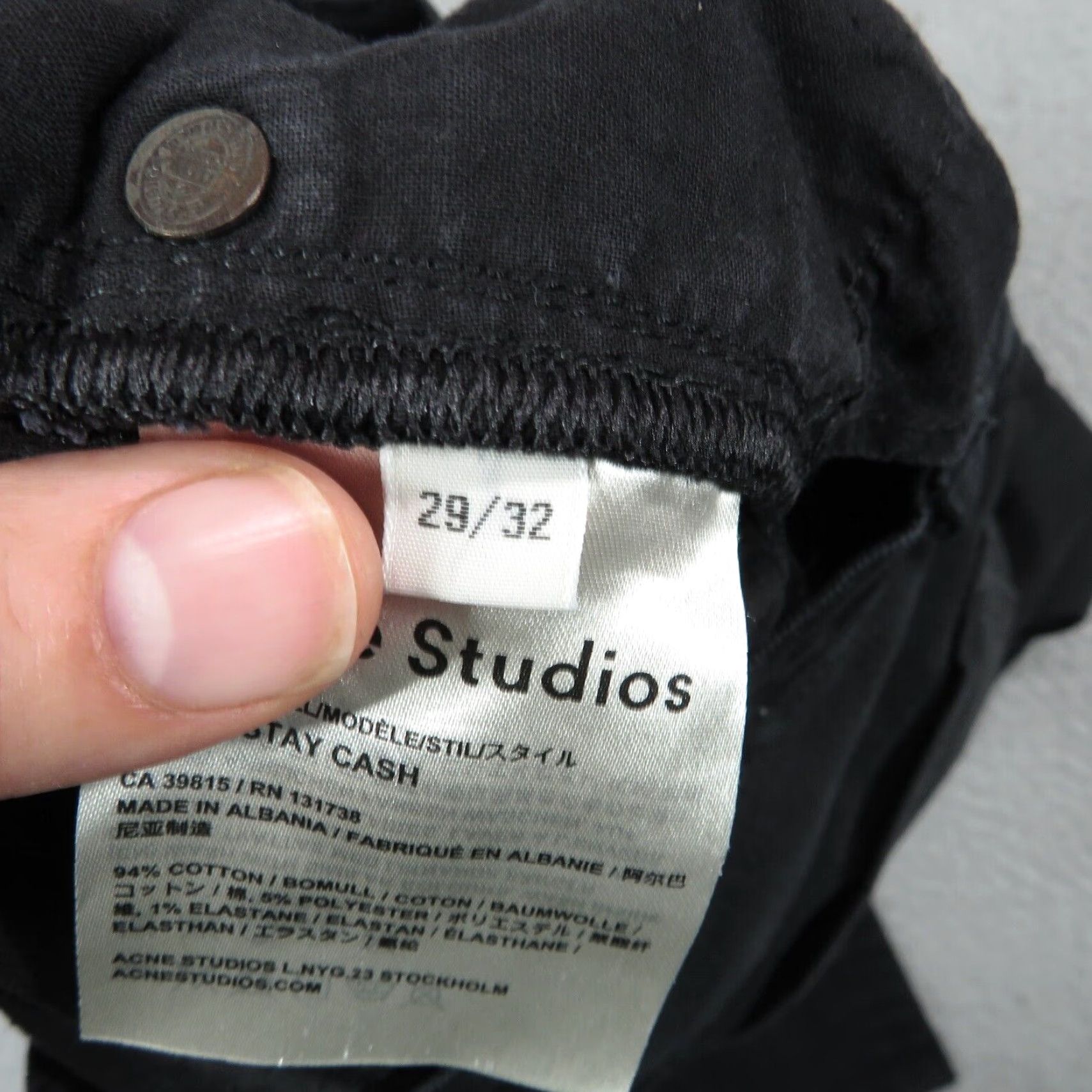 Acne Studios Acne Studios Jeans Men 29 Black Town Stay Cropped Denim Button Fly Mid Rise Jeans Mens Black City Cropped 5-Pocket Design Urban Modern Style Size US 29 - 7 Thumbnail