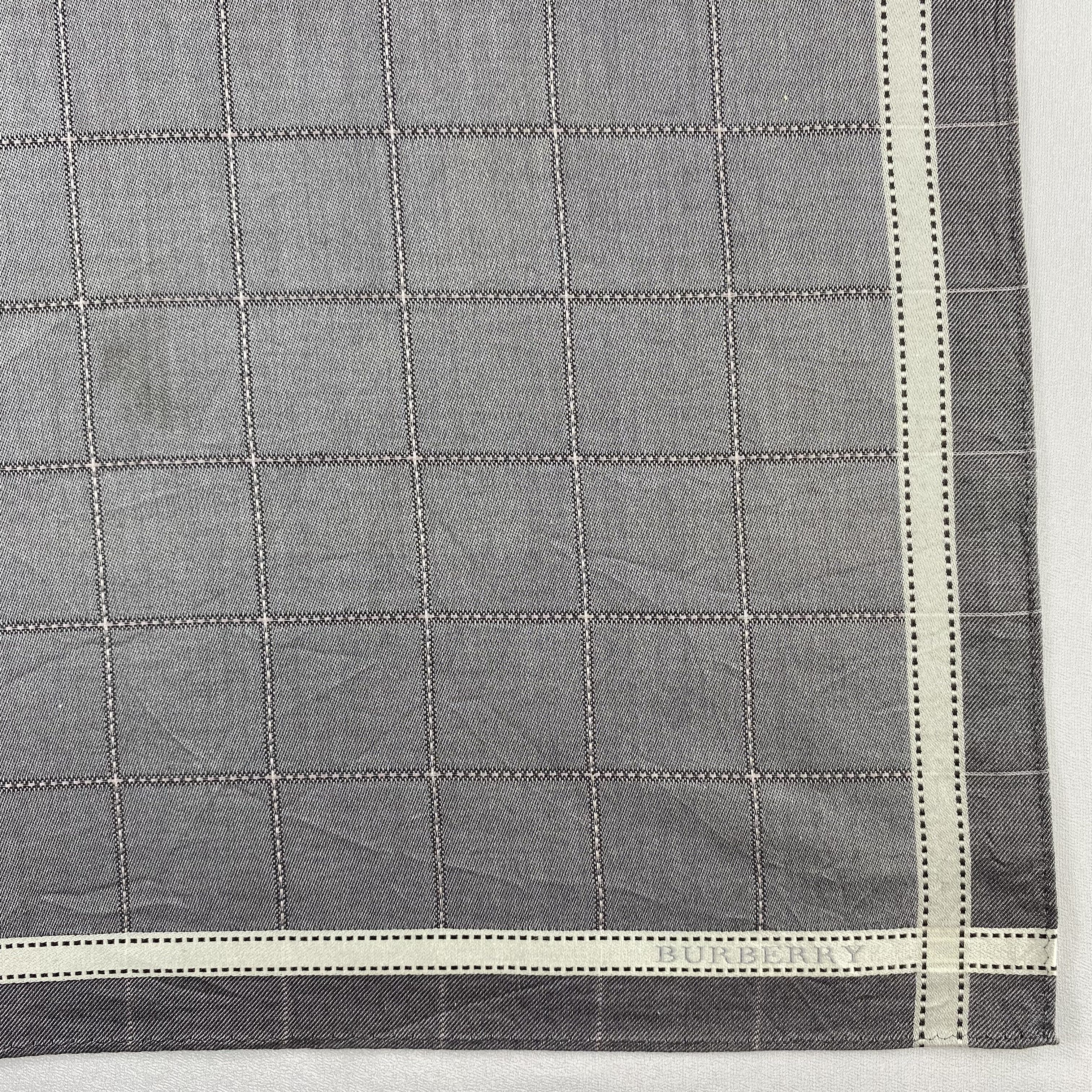 Burberry × Vintage Burberry Handkerchief / Neckerchief / Bandana-P935 Size ONE SIZE - 3 Thumbnail