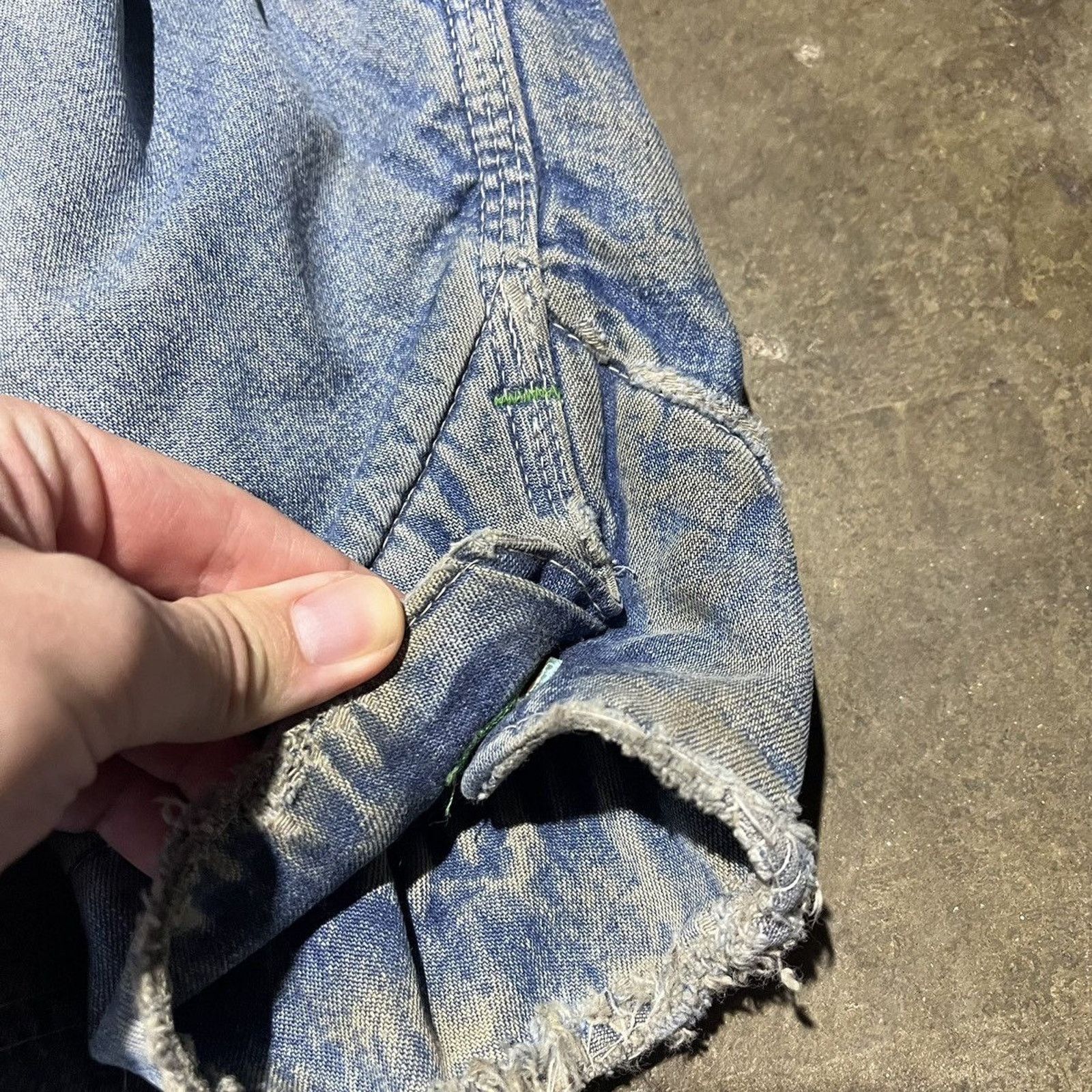 Vintage Vintage 60s 70s OshKosh Blue Faded Denim Chore Jacket Size US XL / EU 56 / 4 - 4 Thumbnail