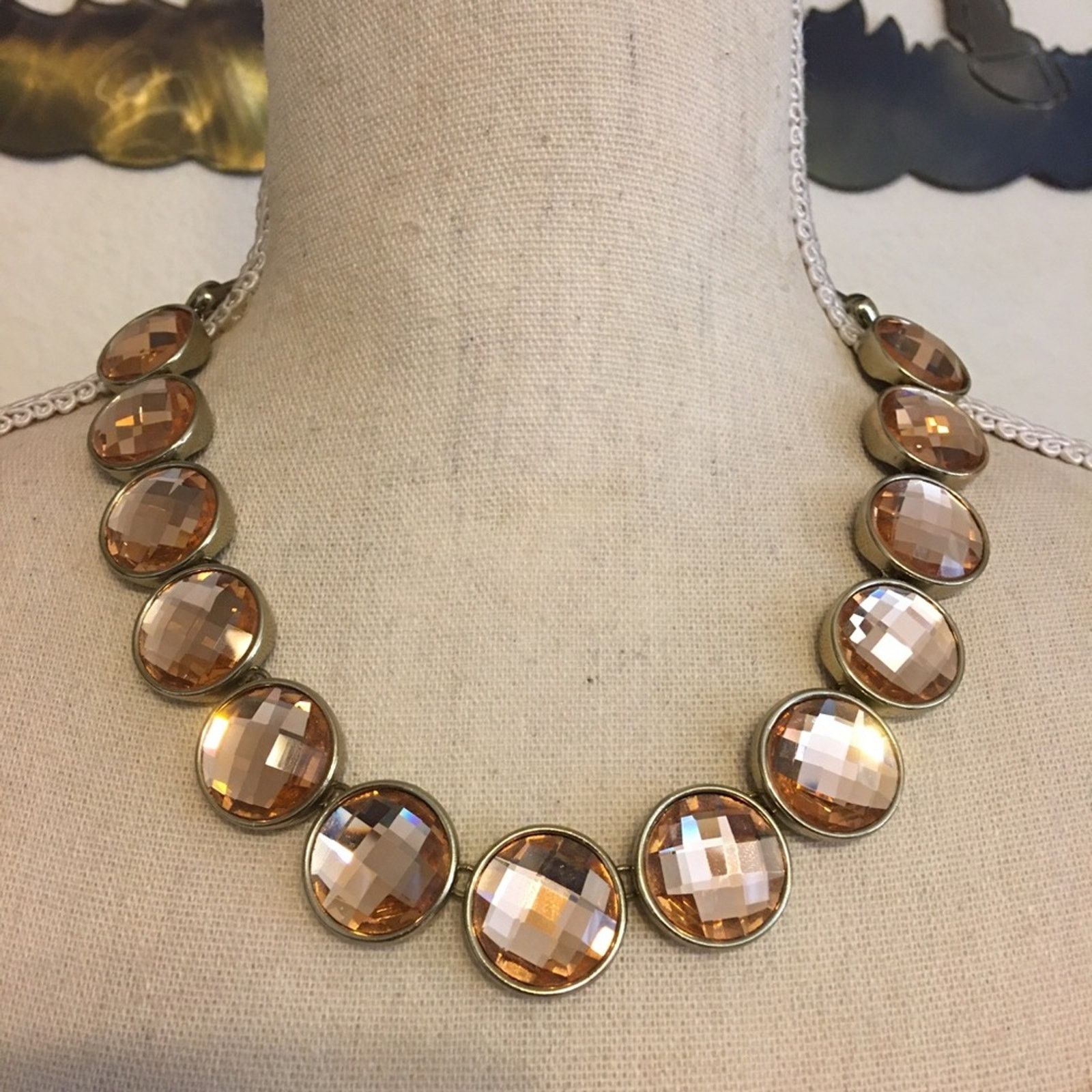 Jewelry St Thomas round blush dome faceted stone necklace Size ONE SIZE - 1 Thumbnail