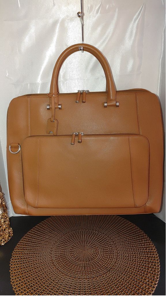 Other Levenger Blair Expandable Leather Attache Size ONE SIZE - 1 Thumbnail