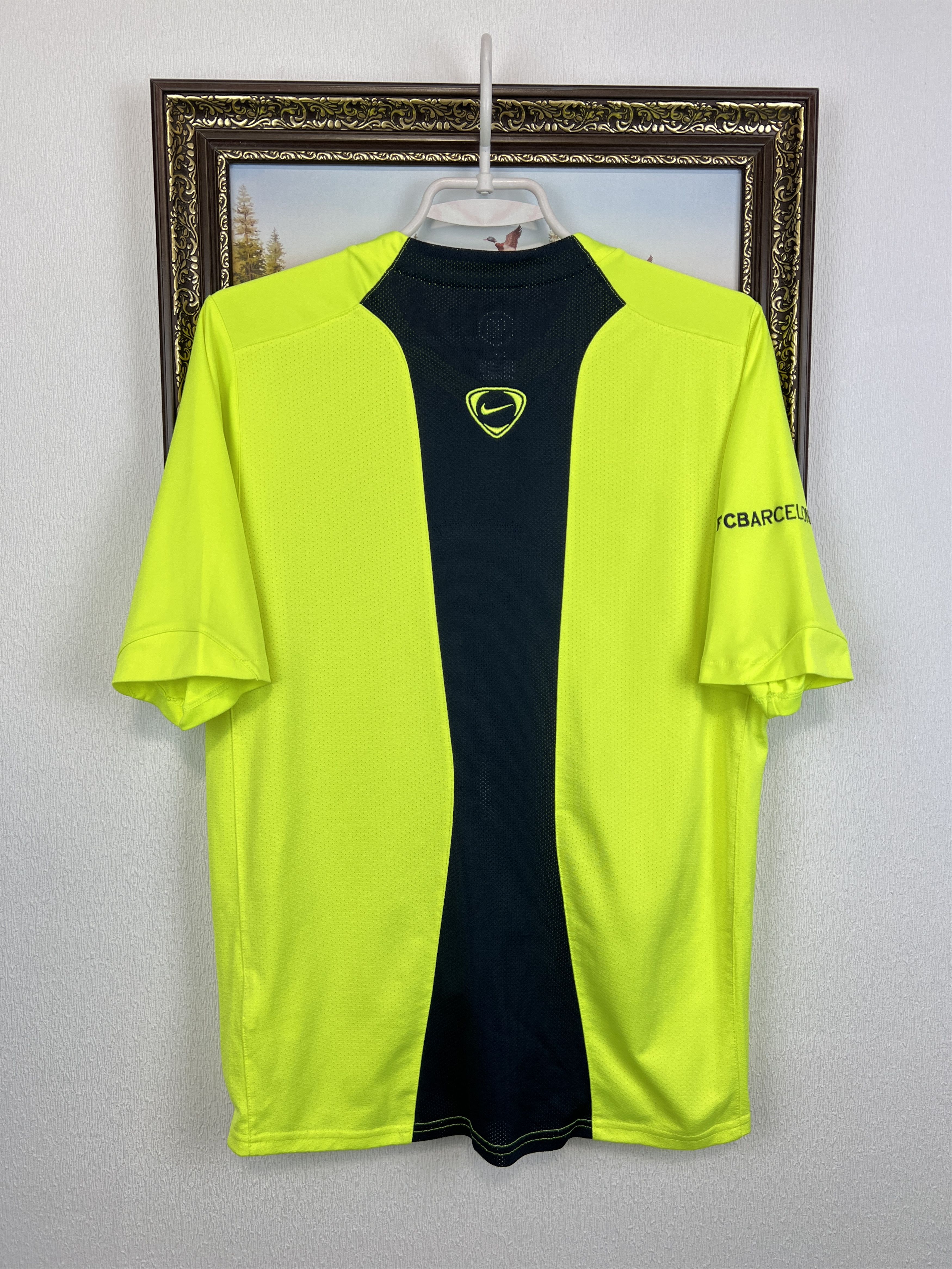 Nike FC Barcelona Football Train Shirt Soccer Jersey Trikot Size US S / EU 44-46 / 1 - 9 Thumbnail