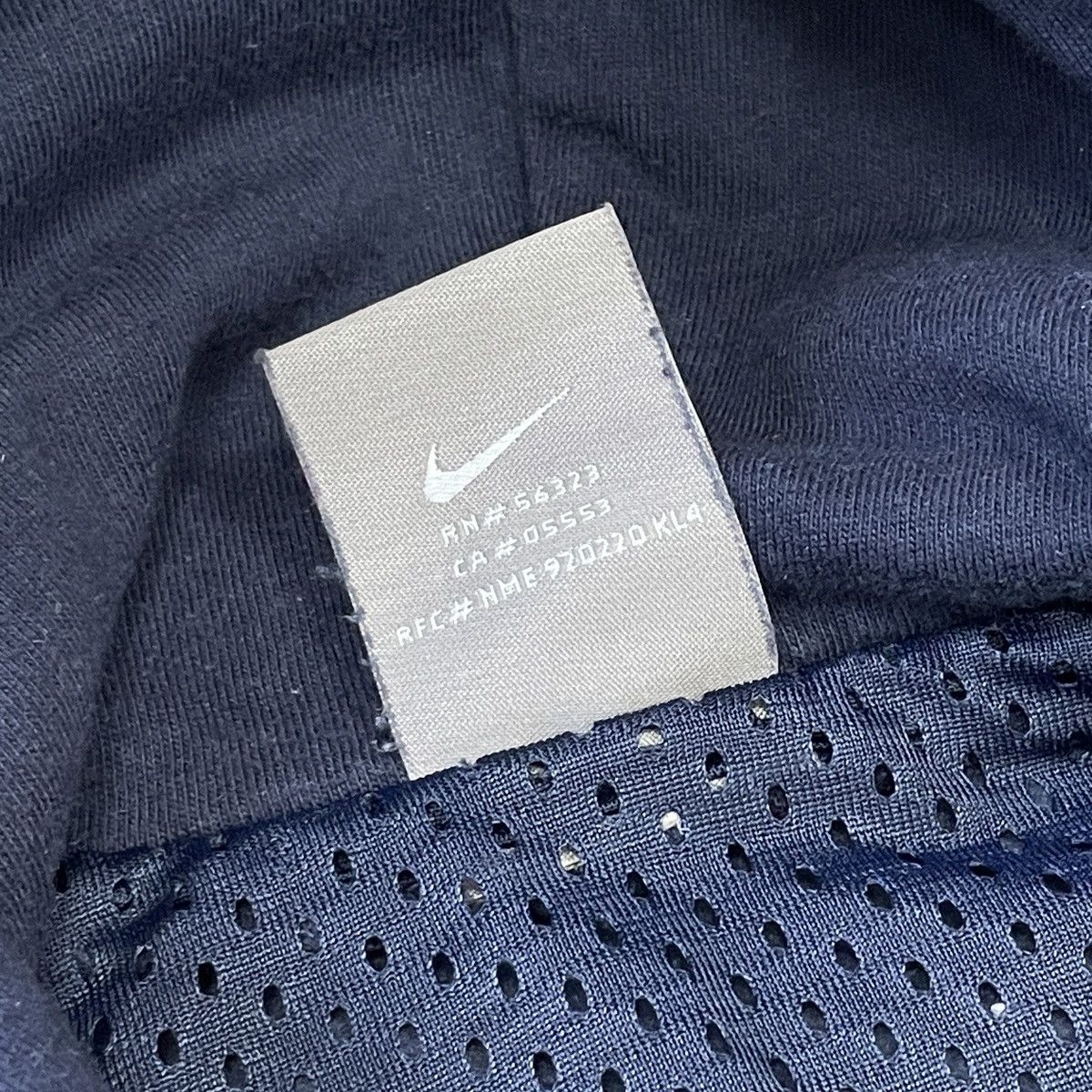 Nike × Vintage Vintage Nike Hoodie Size XL Size US XL / EU 56 / 4 - 13 Thumbnail