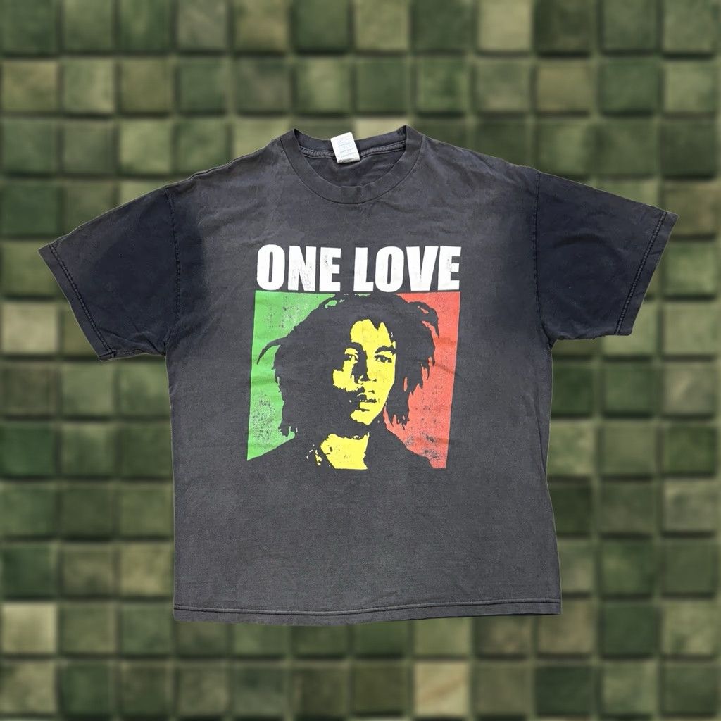 Vintage Bob Marley 1990’s One Love Rasta Faded T Shirt Short Sleeve Men's Size XL Gray Size US XL / EU 56 / 4 - 1 Thumbnail
