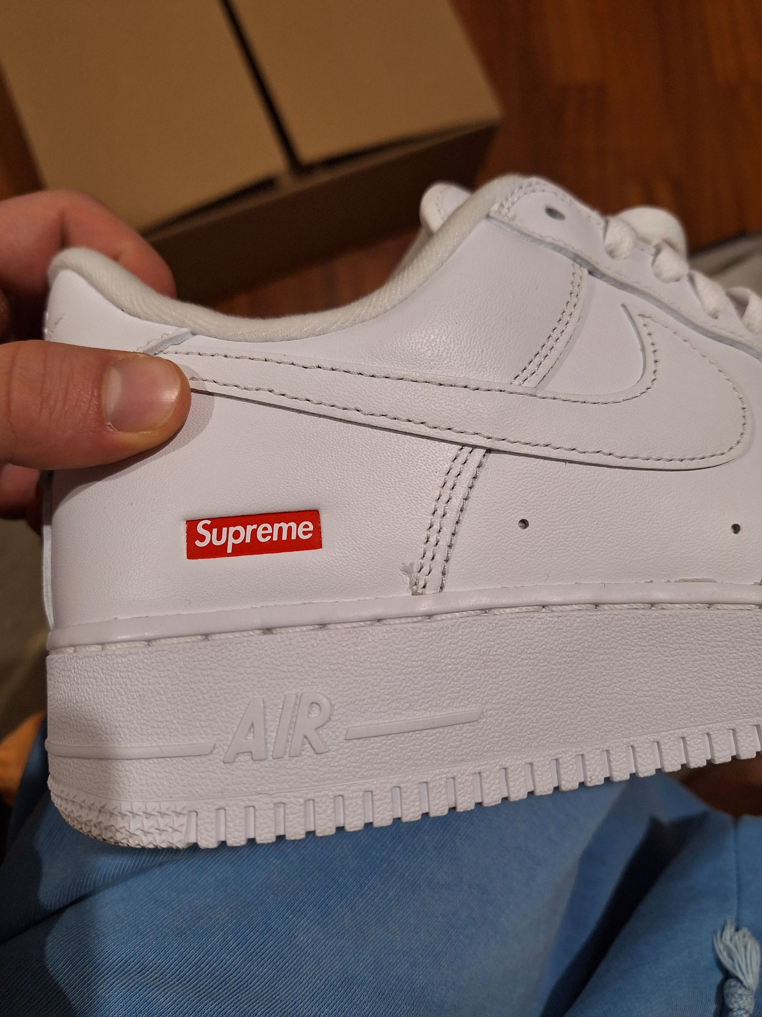 Nike × Supreme Air force 1 low x supreme Size US 11 / EU 44 - 4 Thumbnail