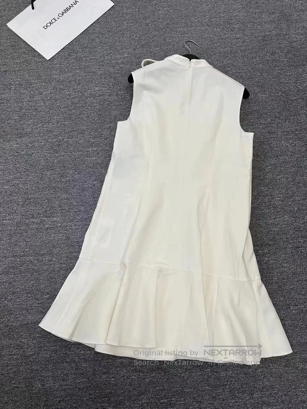 Valentino Valentino Sleeveless Dress. Size US S / EU 44-46 / 1 - 2 Thumbnail