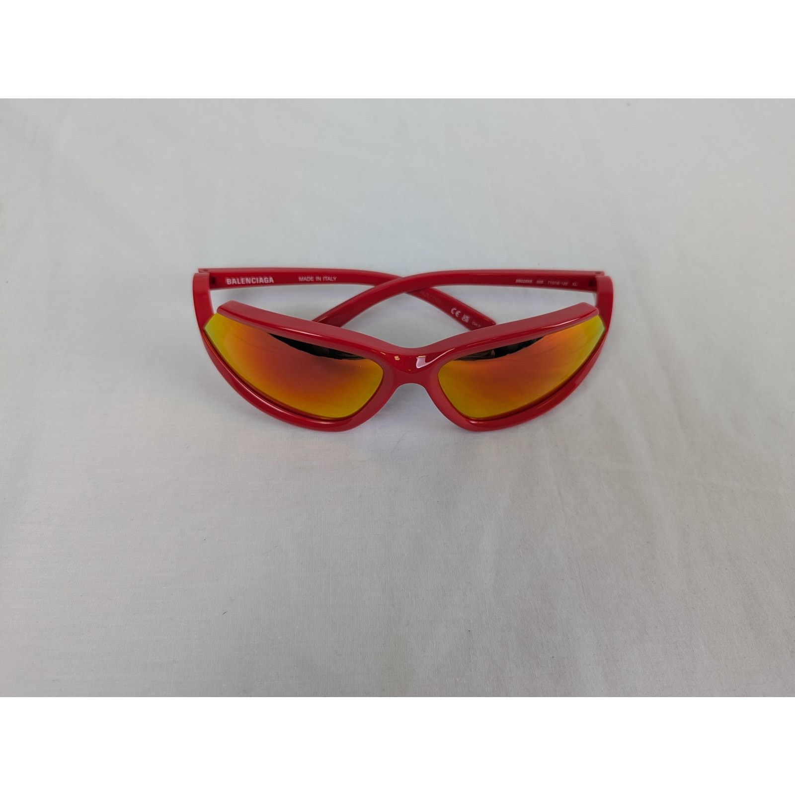 Balenciaga o1rshd1 Size: OS / Red Frame Sunglasses in Multicolor Size ONE SIZE - 9 Thumbnail