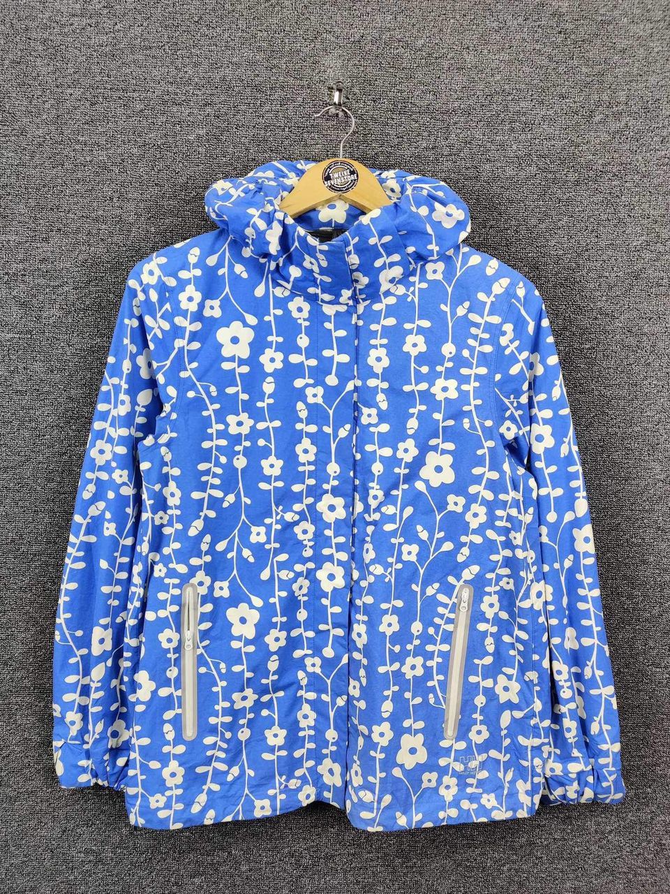 Helly Hansen Vintage Helly Hansen Fullprint Floral Jacket Nice Design Size US L / EU 52-54 / 3 - 1 Thumbnail