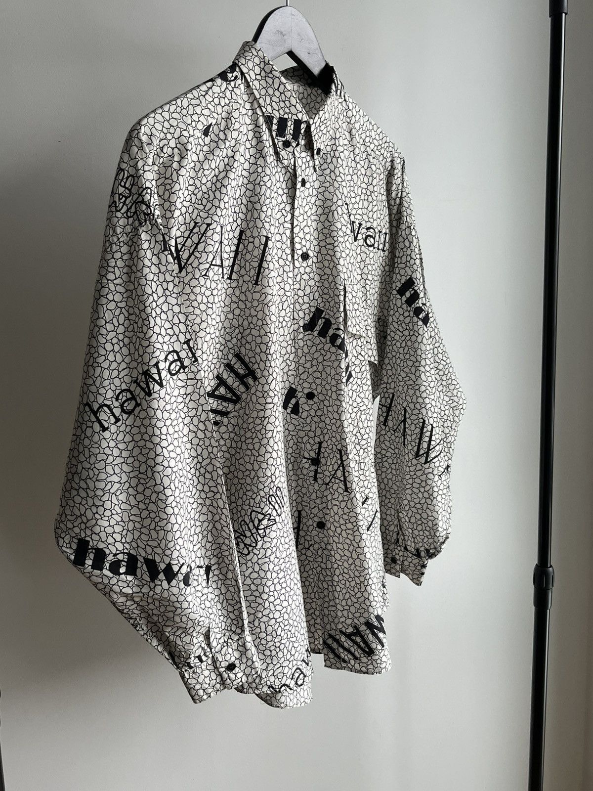 Versace Super rare Gianni Versace SS88 Hawaii silk shirt Size US L / EU 52-54 / 3 - 5 Thumbnail