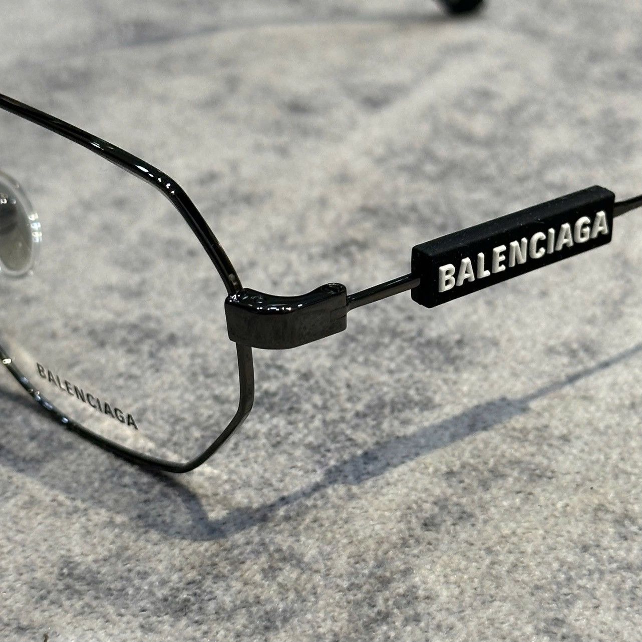 Balenciaga BALENCIAGA BB0117O 001 Sunglasses BLACK Size ONE SIZE - 3 Thumbnail
