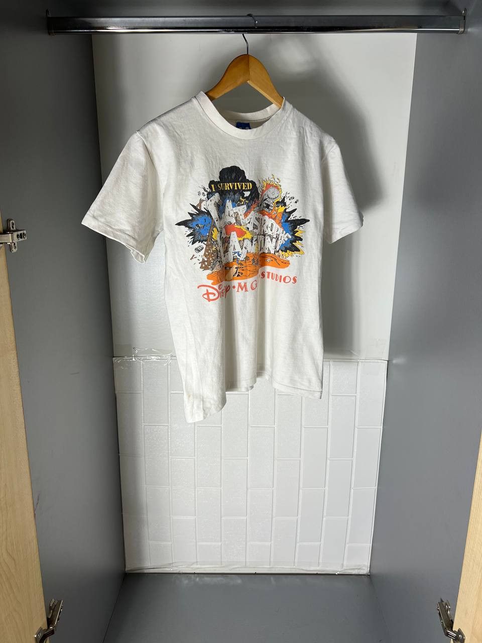 Cartoon Network VINTAGE DISNEY CATASTROPHE CANYON RETRO MOVIE T-SHIRT Y2K 90 Size US M / EU 48-50 / 2 - 2 Thumbnail