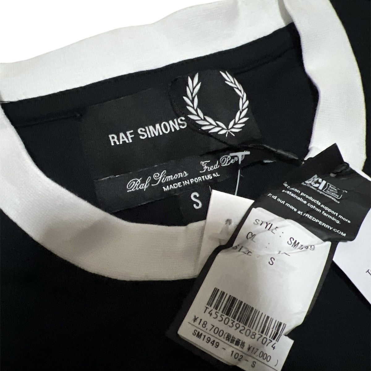Fred Perry × Raf Simons Raf Simons x Fred Perry pin T shirt Size US S / EU 44-46 / 1 - 4 Thumbnail