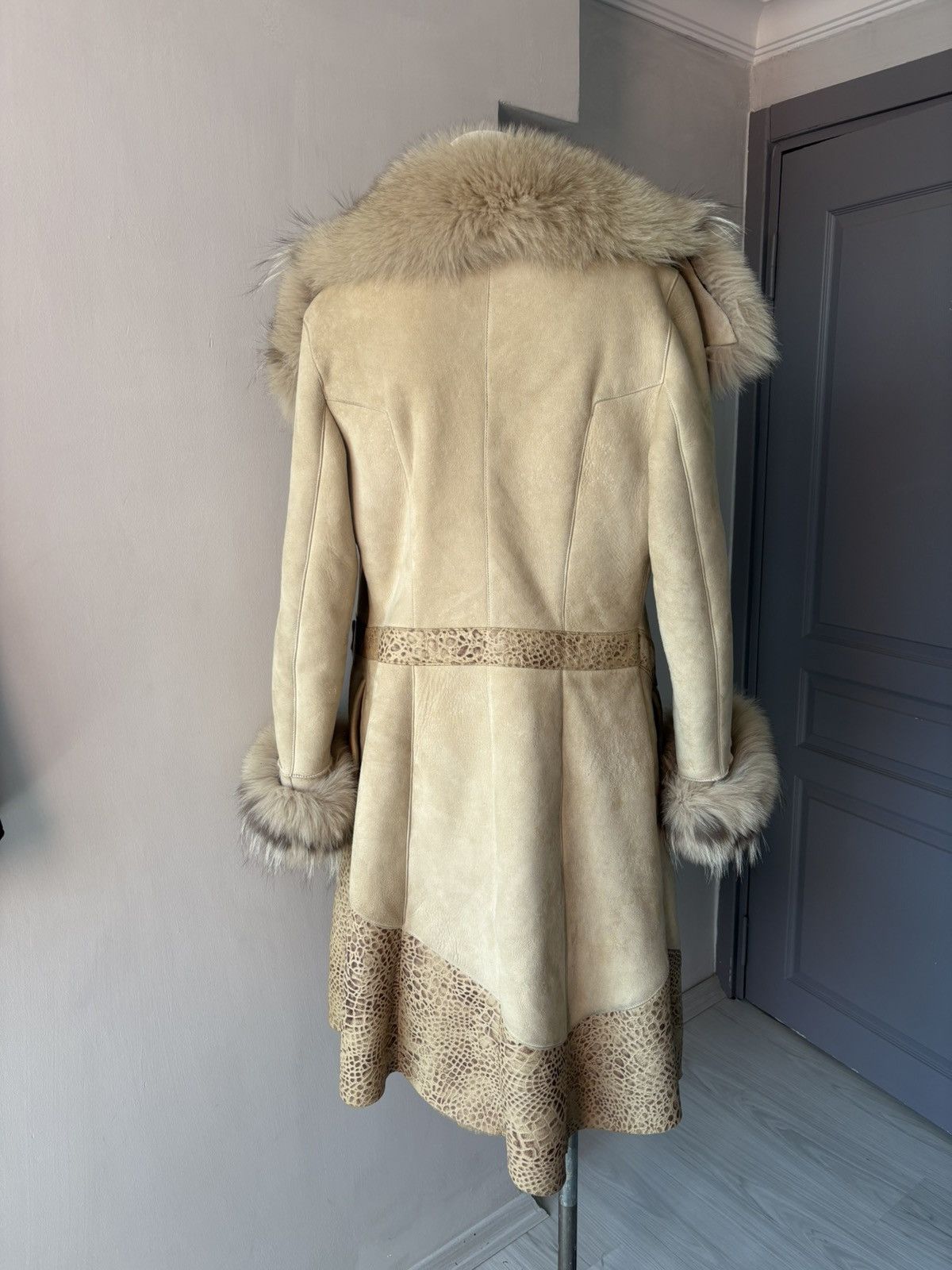 Vintage Rafaello Milano fur coat Size M / US 6-8 / IT 42-44 - 22 Thumbnail
