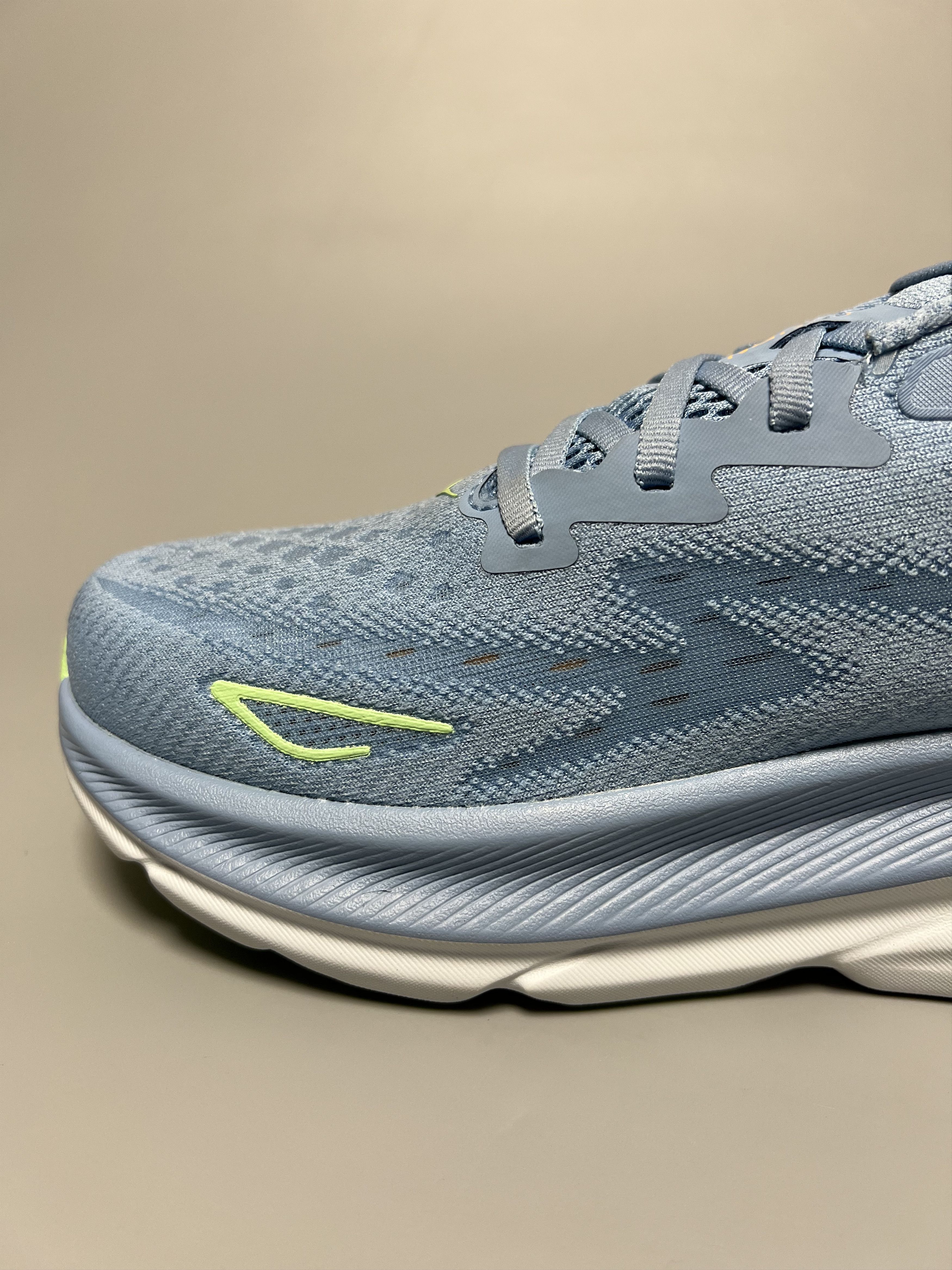 Hoka 9D Hoka One One Clifton 9 Running Shoes Walking Gym Size US 9 / EU 42 - 10 Thumbnail