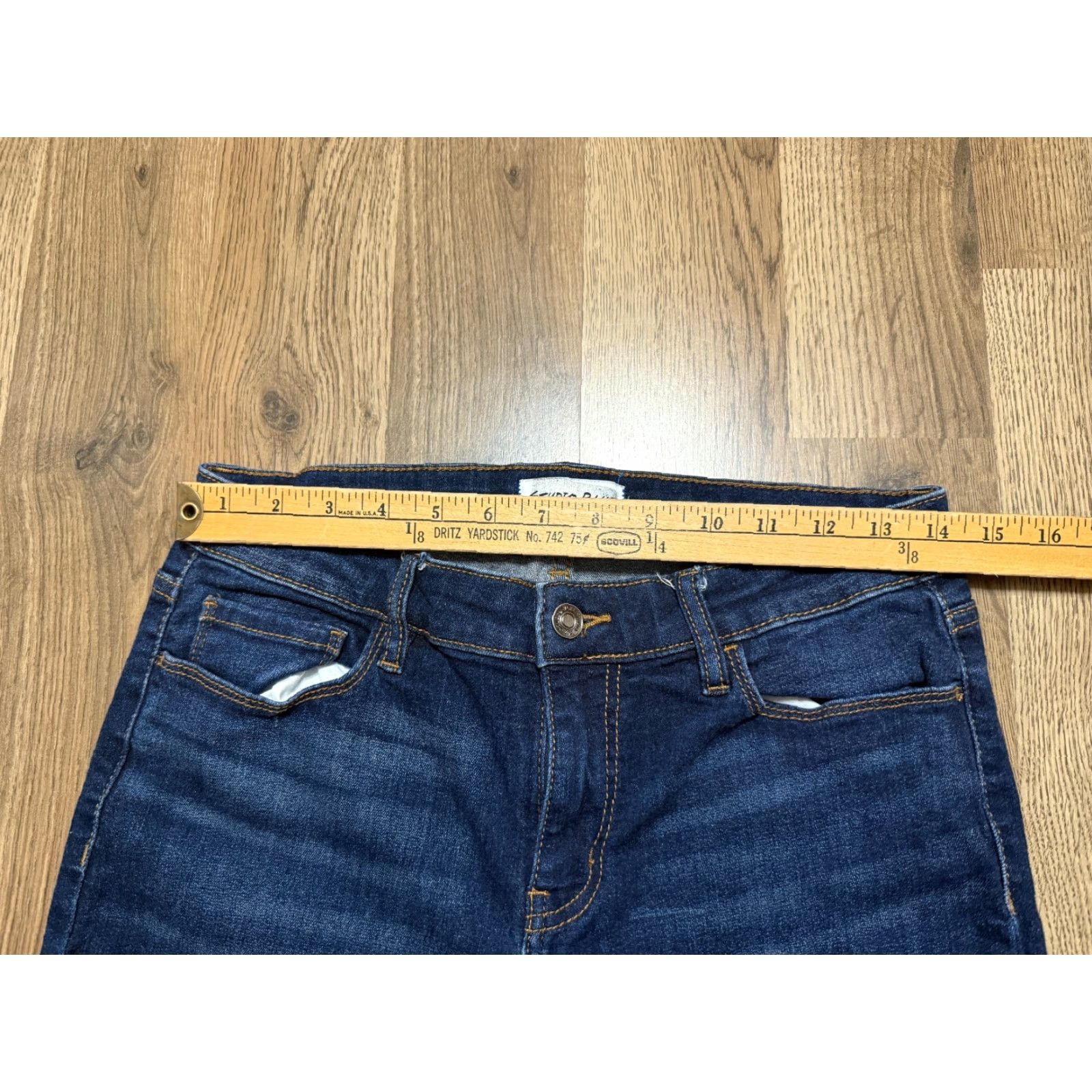 Vintage Studio Jeans, Womens Size 30, Blue Denim, Straight Leg, Pockets, Dark Wash Size 30" / US 8 / IT 44 - 7 Thumbnail
