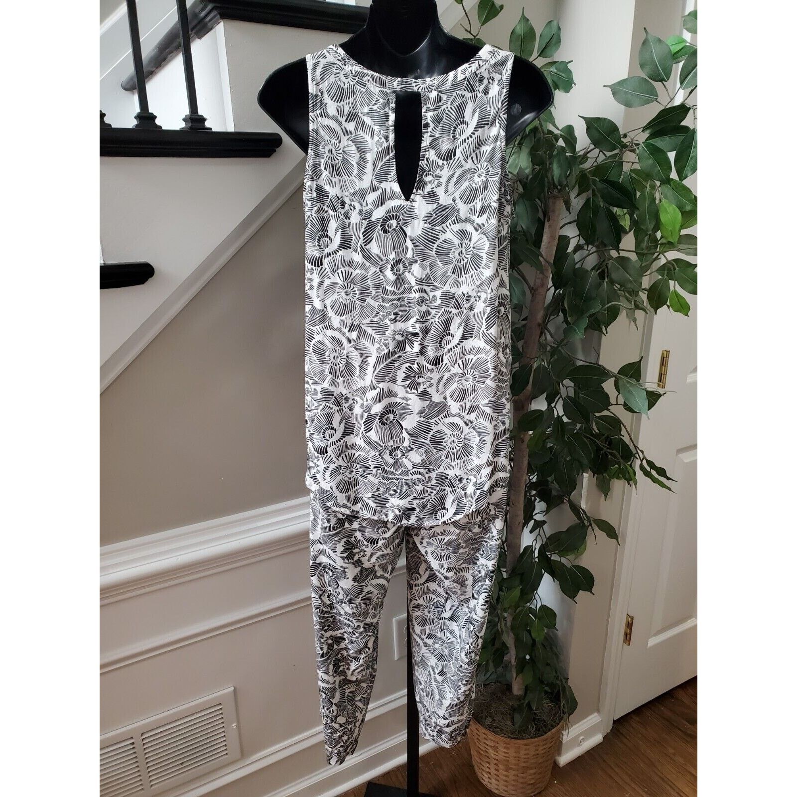 Old Navy Old Navy 100% Rayon Pant & Top 2 Piece Set Size Medium Size M / US 6-8 / IT 42-44 - 8 Thumbnail