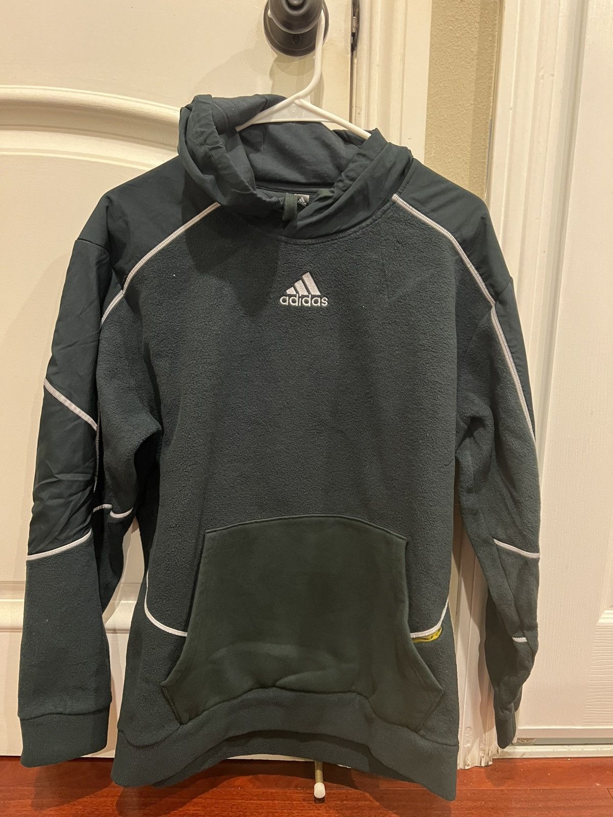 Adidas Adidas Center Logo Active Hoodie Size US M / EU 48-50 / 2 - 1 Thumbnail