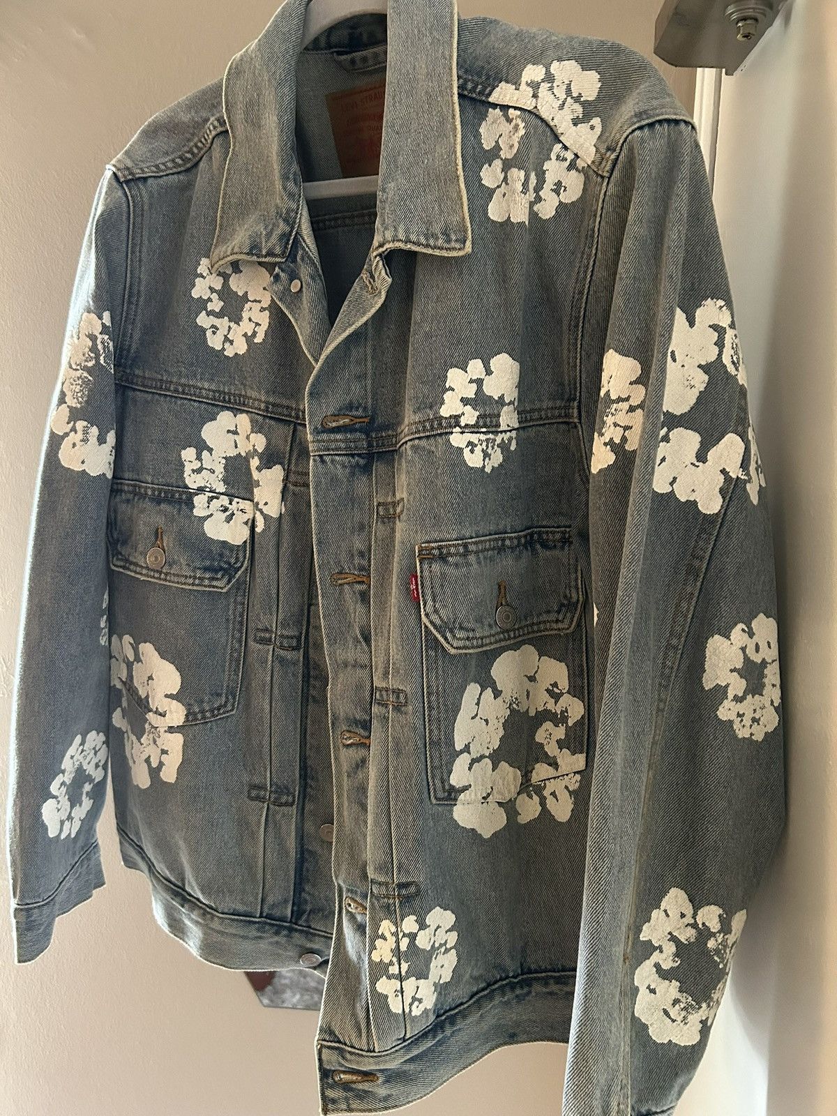 DENIM TEARS Denim Tears x Levi Jean Jacket Size US XL / EU 56 / 4 - 2 Thumbnail