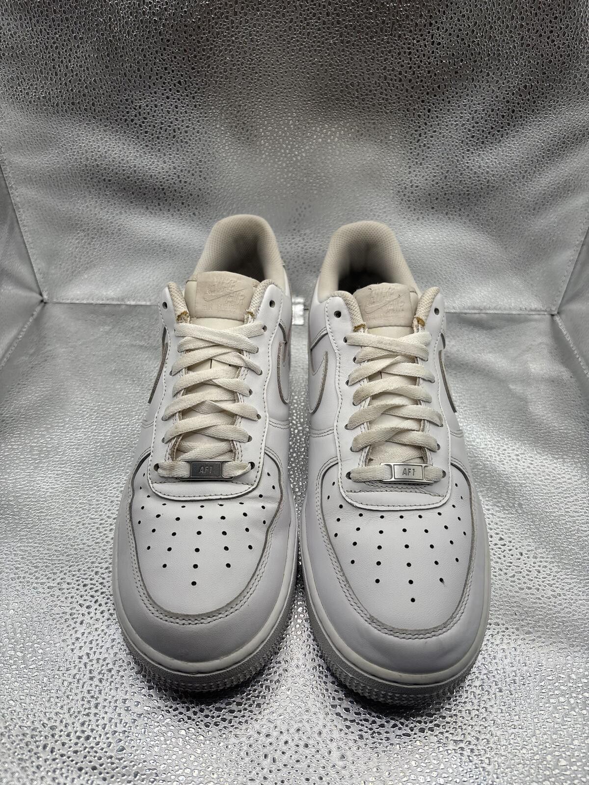 Nike Nike Air Force 1 low triple white Size US 11.5 / EU 44-45 - 2 Thumbnail