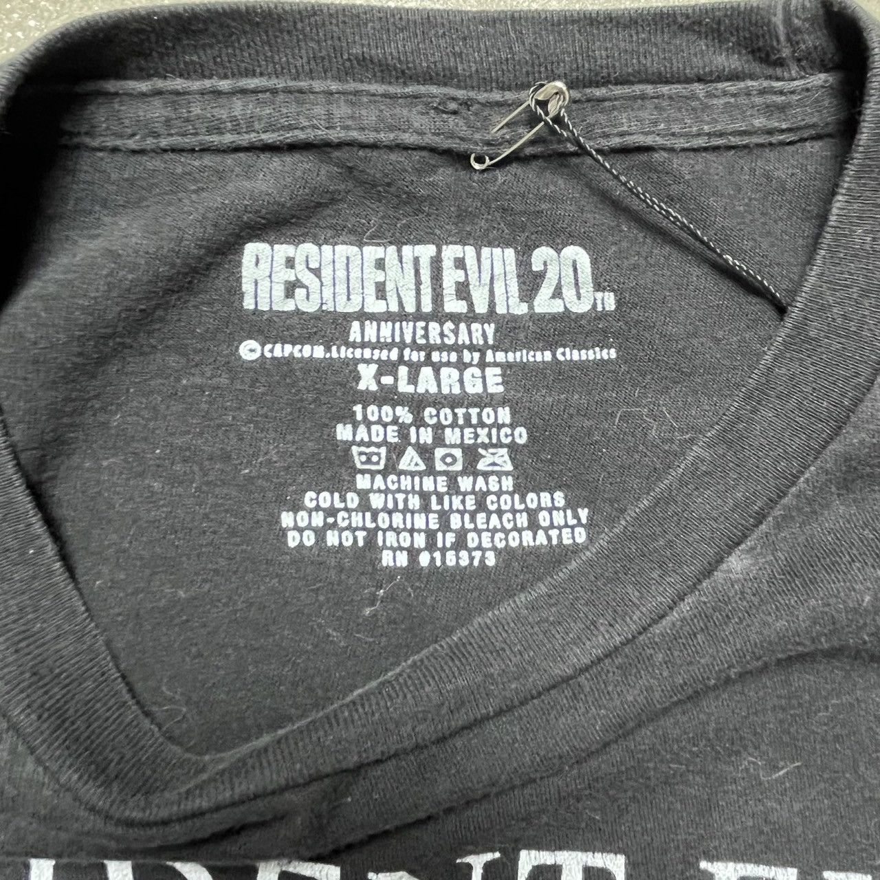 Japanese Brand Resident Evil T-shirt Size US XL / EU 56 / 4 - 3 Thumbnail