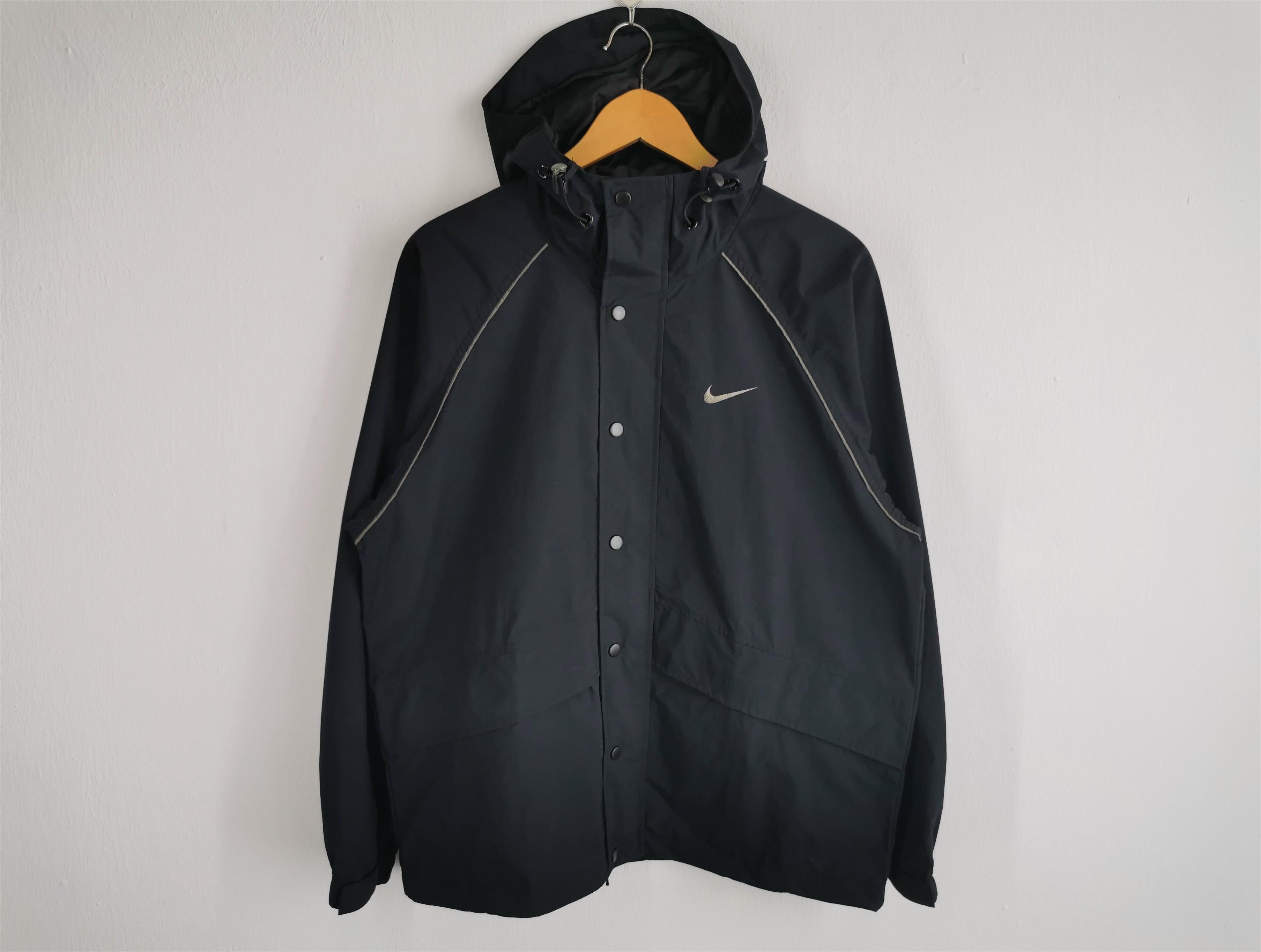 Nike Nike Golf Logo Windbreaker Nylon Jacket Size L Size US L / EU 52-54 / 3 - 1 Thumbnail