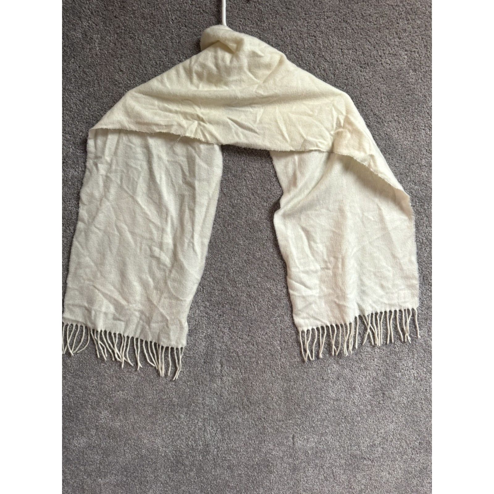 Vintage VINTAGE Fraas Germany Cashmink Acrylic Fringe Scarf Ivory Cream Women 90s Quiet Luxury Fringe Scarf Size ONE SIZE - 2 Thumbnail