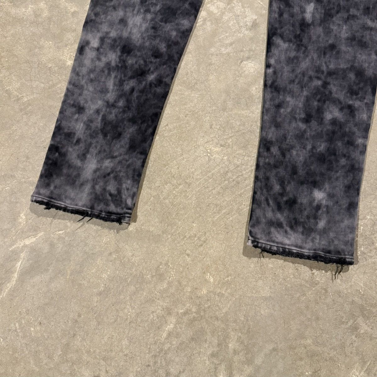 Purple Brand Purple Brand P002 Denim Lavender Tint Black Fade Jeans Size US 40 / EU 56 - 12 Thumbnail