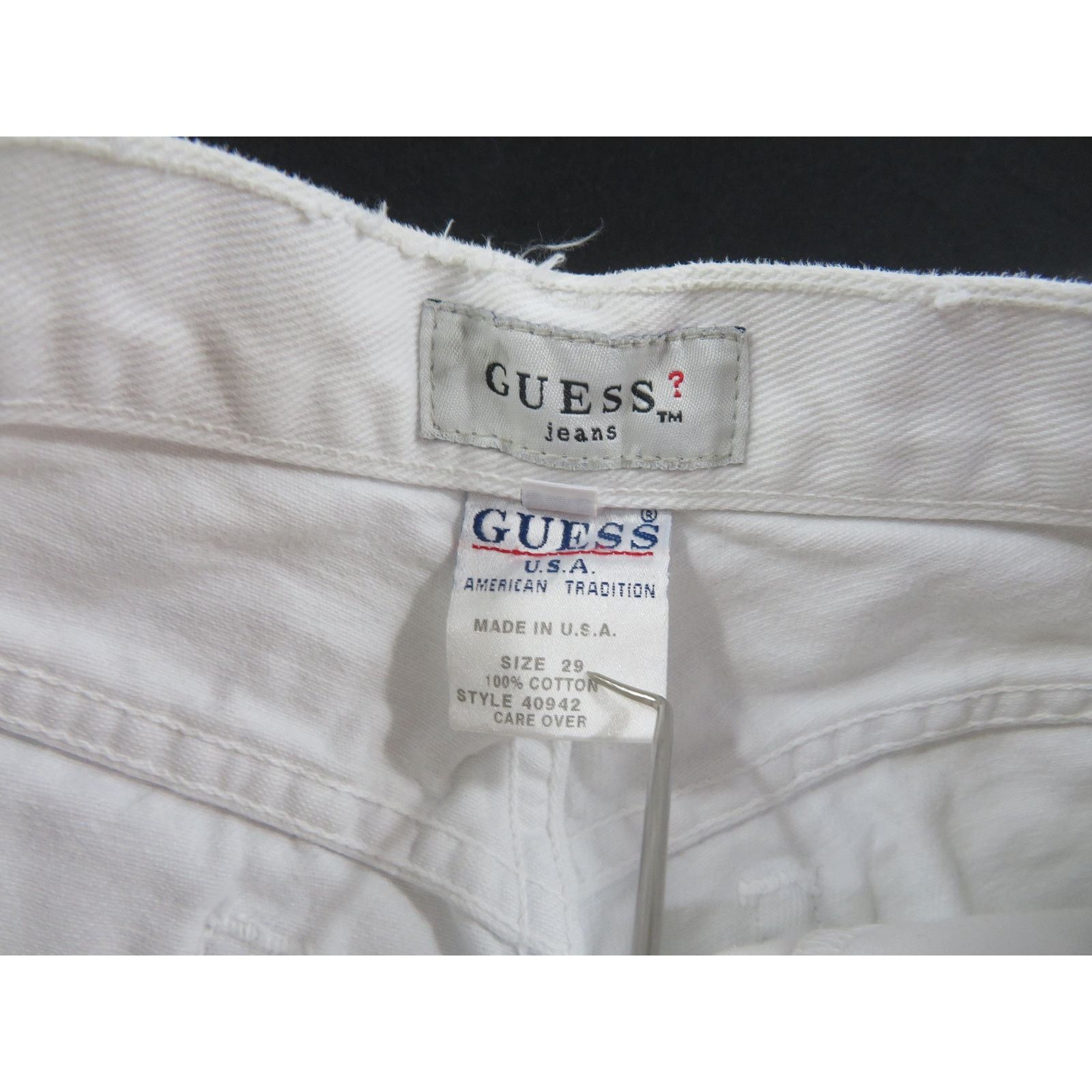 Guess Guess Shorts, Denim, White, Sz 29 Measure 28 Made USA 1990s Size 28" / US 6 / IT 42 - 3 Thumbnail