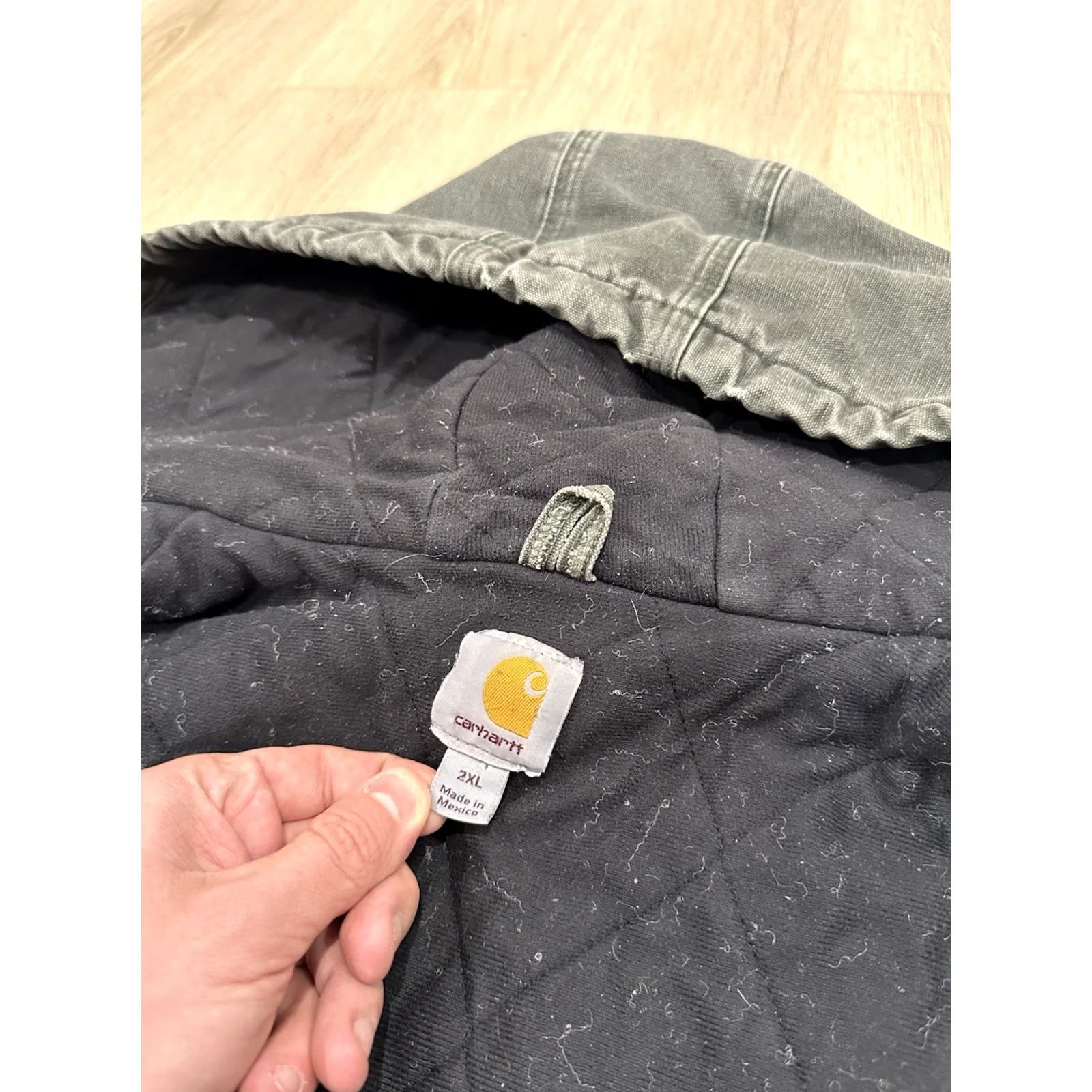 Carhartt VINTAGE Carhartt Active Jacket J130 MOS 2XL Faded Green Canvas Workwear Distress Bomber Jacket Mens 2XL Green Size US XXL / EU 58 / 5 - 7 Thumbnail