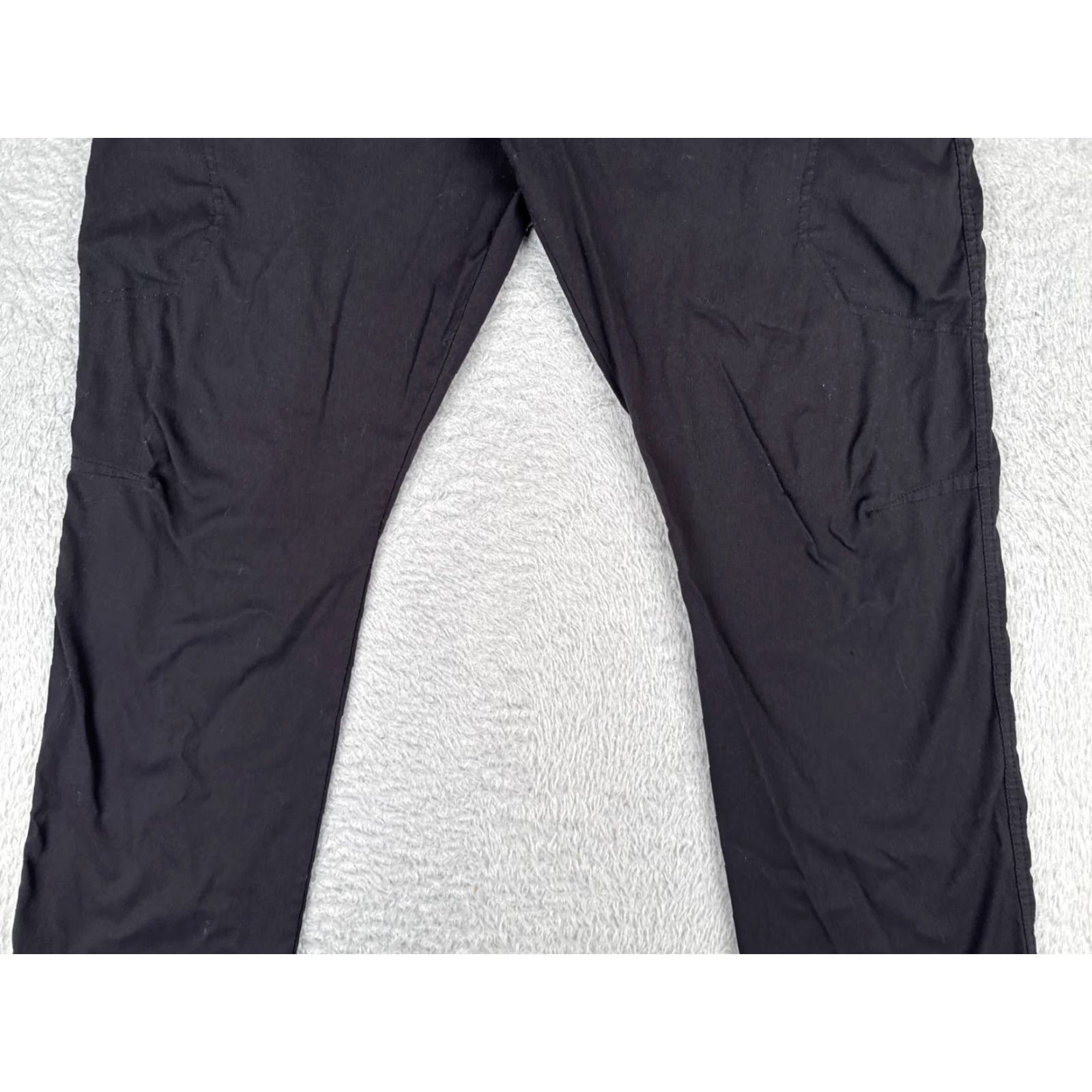 Wrangler Wrangler Pants Men 38 Black Hiking Straight Leg Gusseted Knees Nylon Blend 38x30 Size US 38 / EU 54 - 3 Thumbnail