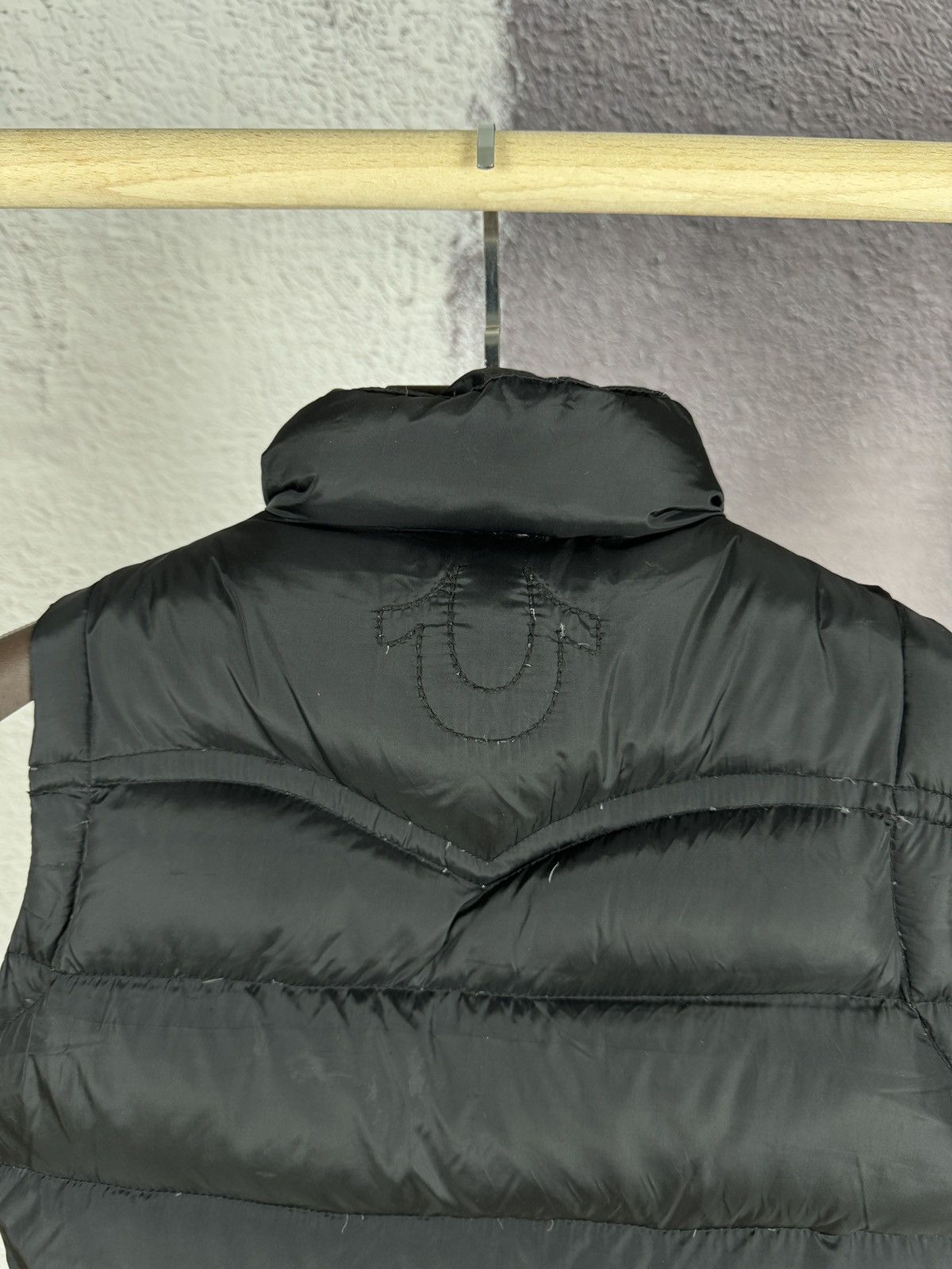 True Religion True Religion vintage black nylon women’s down vest gilet Size S / US 4 / IT 40 - 16 Thumbnail