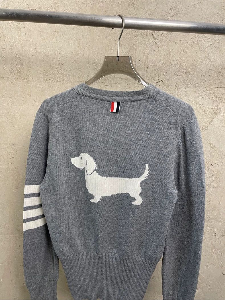 Thom Browne Thom browne Gray puppy four-striped knitted cardigan jacket Size S / US 4 / IT 40 - 4 Thumbnail