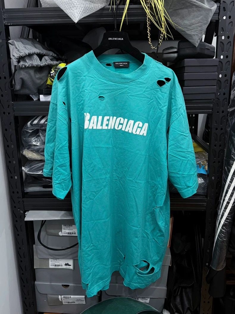 Balenciaga Balenciaga Teal Ripped Short Sleeve Size US XS / EU 42 / 0 - 1 Thumbnail
