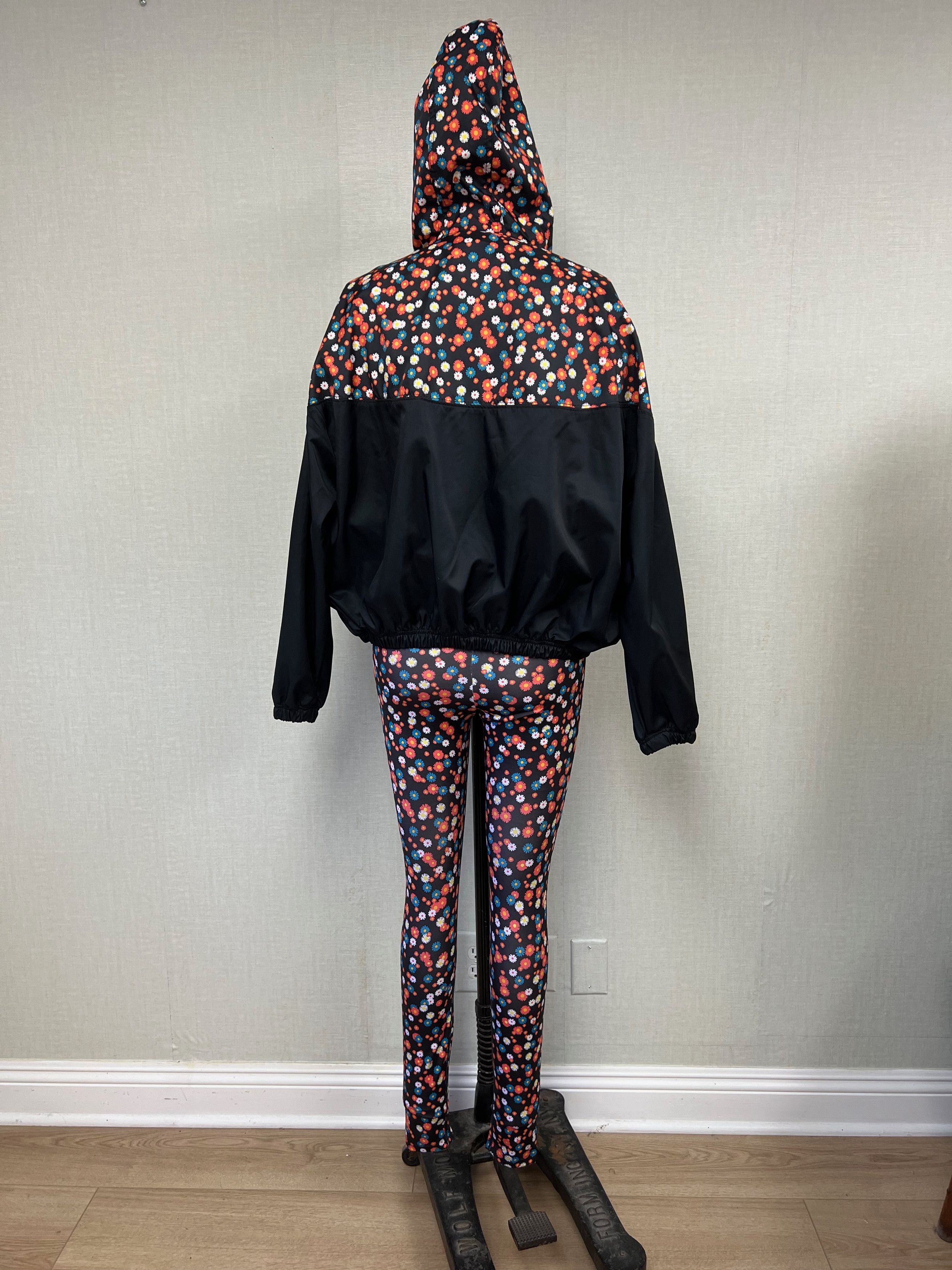Nike EUC 3 Piece Nike Track Suit Jacket Sweatshirt Leggings Small Size S / US 4 / IT 40 - 4 Thumbnail