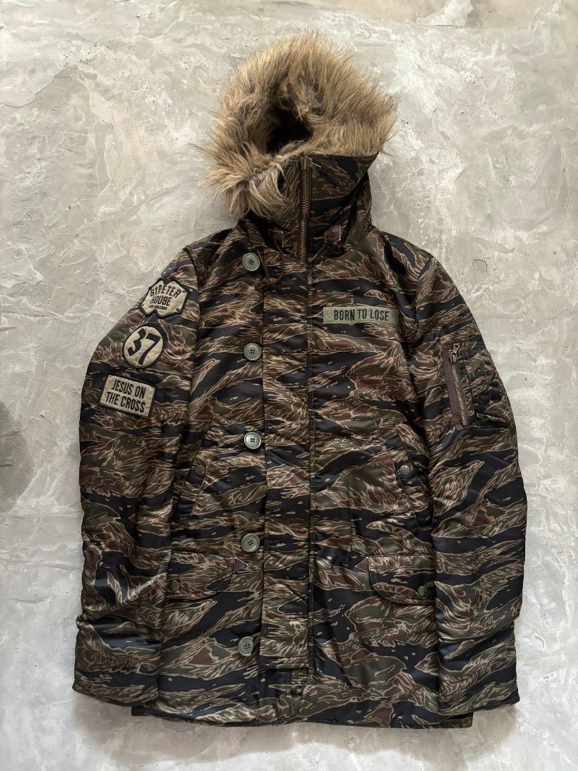 Hysteric Glamour Hysteric glamour tiger stripe fur jacket Size US L / EU 52-54 / 3 - 1 Thumbnail