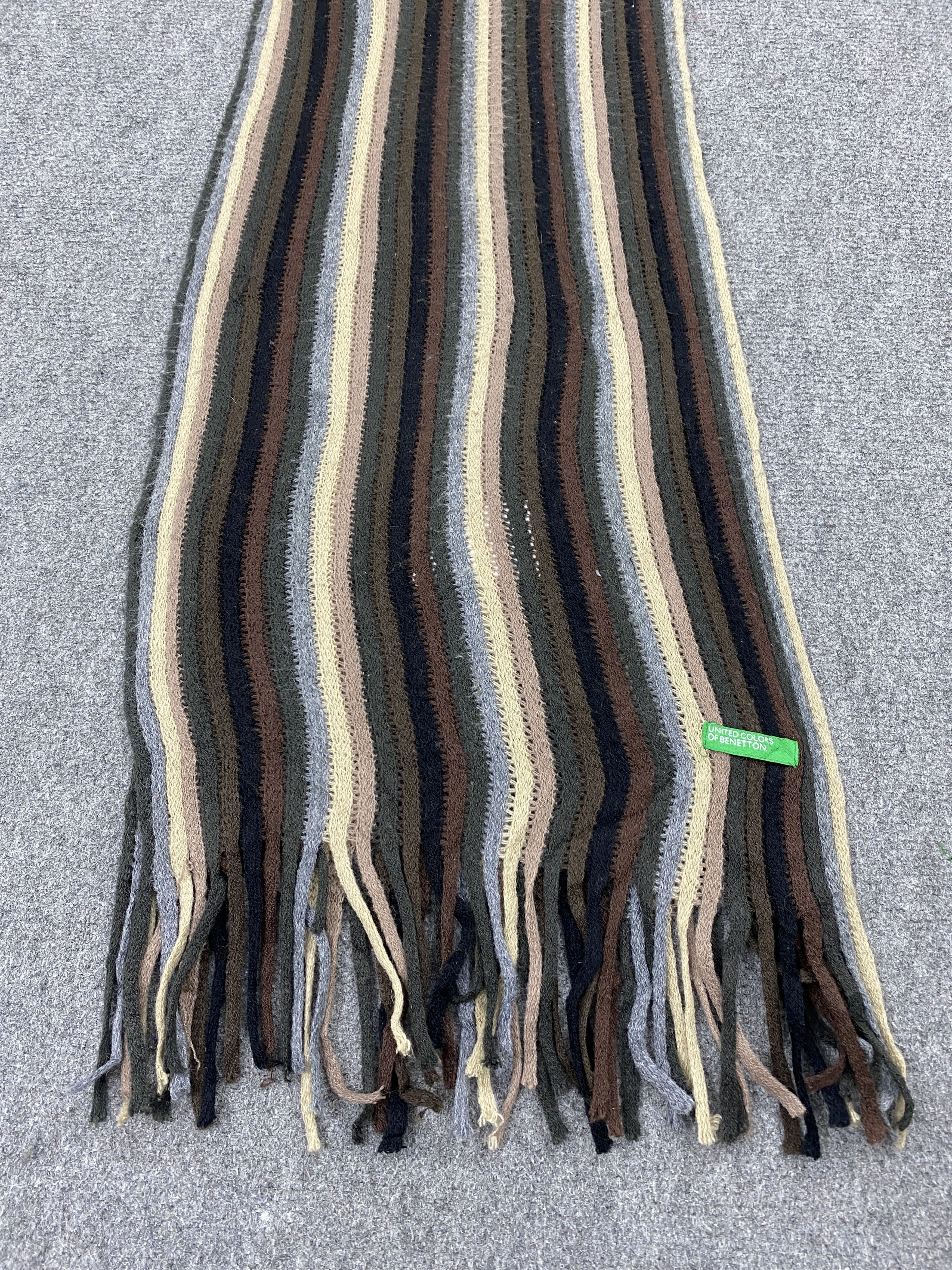 Benetton United Colors Of Benetton Scarf /Muffler /Neckwear - SC0053 Size ONE SIZE - 3 Thumbnail