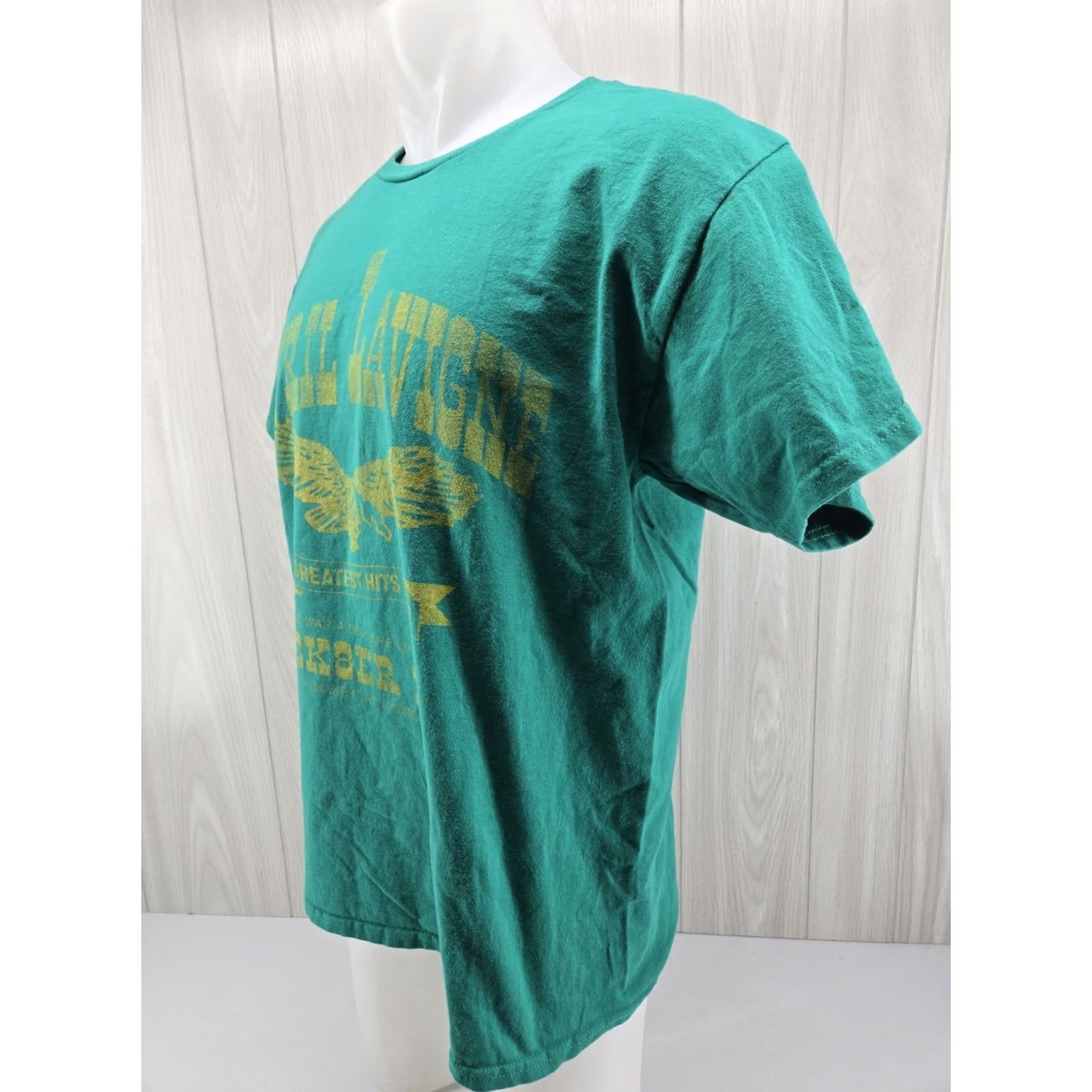 Vintage Avril Lavigne T-Shirt Sk8r Boi Green Size L Unisex Crew Neck Short Sleeve Band Tour Concert 2000s Size US L / EU 52-54 / 3 - 4 Thumbnail
