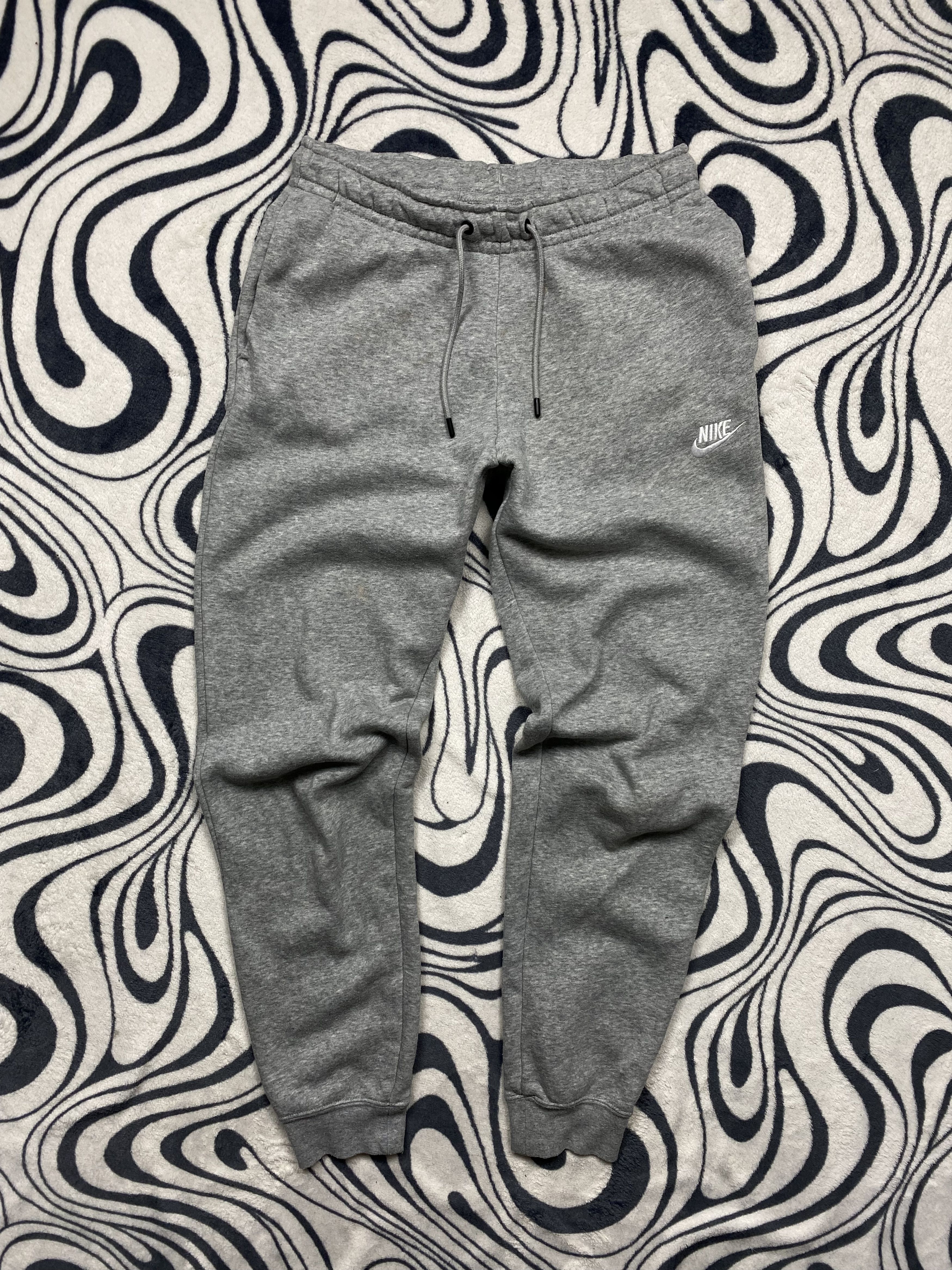 Nike Nike Mens Baggy Sweatpants Y2K Pants Size US 30 / EU 46 - 1 Thumbnail